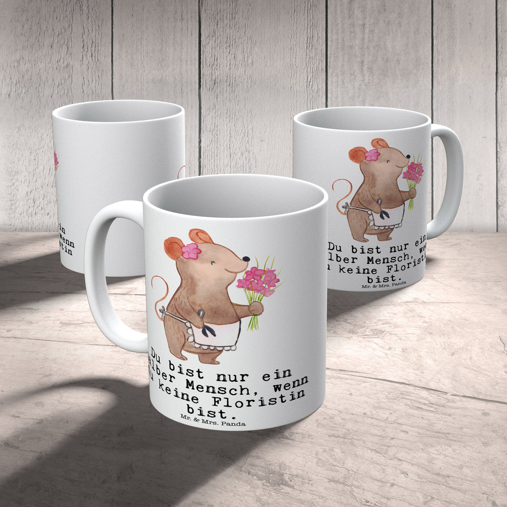 Tasse Floristin mit Herz Tasse, Kaffeetasse, Teetasse, Becher, Kaffeebecher, Teebecher, Keramiktasse, Porzellantasse, Büro Tasse, Geschenk Tasse, Tasse Sprüche, Tasse Motive, Kaffeetassen, Tasse bedrucken, Designer Tasse, Cappuccino Tassen, Schöne Teetassen, Beruf, Ausbildung, Jubiläum, Abschied, Rente, Kollege, Kollegin, Geschenk, Schenken, Arbeitskollege, Mitarbeiter, Firma, Danke, Dankeschön, Blumenhändlerin, Floristin, Blumenlanden, Blumenprofi