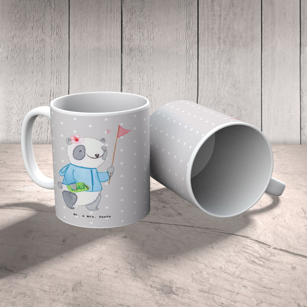 Tasse Reiseleiterin mit Herz Tasse, Kaffeetasse, Teetasse, Becher, Kaffeebecher, Teebecher, Keramiktasse, Porzellantasse, Büro Tasse, Geschenk Tasse, Tasse Sprüche, Tasse Motive, Kaffeetassen, Tasse bedrucken, Designer Tasse, Cappuccino Tassen, Schöne Teetassen, Beruf, Ausbildung, Jubiläum, Abschied, Rente, Kollege, Kollegin, Geschenk, Schenken, Arbeitskollege, Mitarbeiter, Firma, Danke, Dankeschön