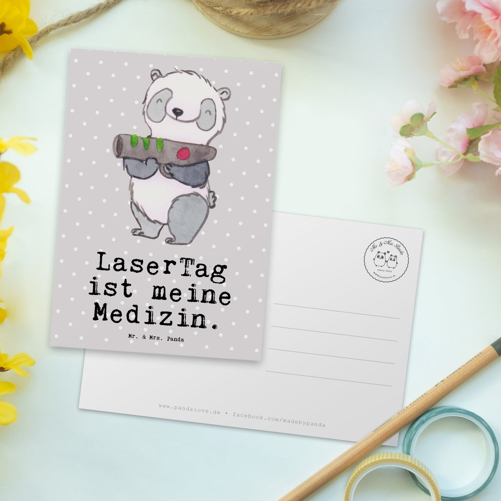 Postkarte Panda LaserTag Medizin Postkarte, Karte, Geschenkkarte, Grußkarte, Einladung, Ansichtskarte, Geburtstagskarte, Einladungskarte, Dankeskarte, Ansichtskarten, Einladung Geburtstag, Einladungskarten Geburtstag, Geschenk, Sport, Sportart, Hobby, Schenken, Danke, Dankeschön, Auszeichnung, Gewinn, Sportler, Lasertag, Lasergame Zentrum