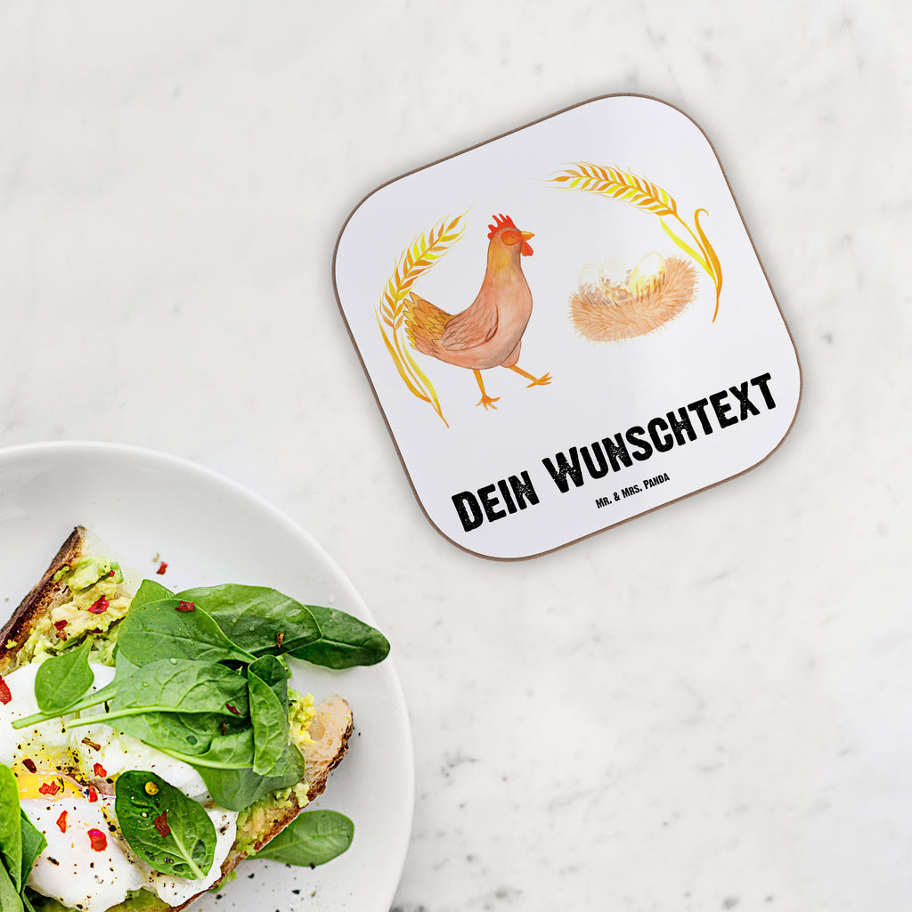 Personalisierte Untersetzer Huhn stolz Personalisierte Untersetzer, PErsonalisierte Bierdeckel, Personalisierte Glasuntersetzer, Peronalisierte Untersetzer Gläser, Personalisiert Getränkeuntersetzer, Untersetzer mit Namen, Bedrucken, Personalisieren, Namensaufdruck, Bauernhof, Hoftiere, Landwirt, Landwirtin, Hahn, Henne, Hühner, Eier, Hof, Landleben, Motivation, Geburt, Magie, Spruch, Schwangerschaft