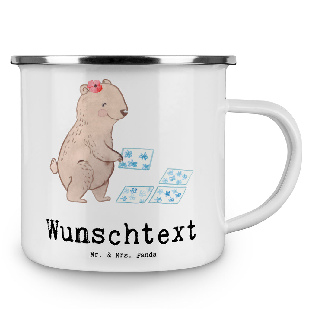 Personalisierte Emaille Tasse Fliesenlegerin mit Herz Emaille Tasse personalisiert, Emaille Tasse mit Namen, Campingtasse personalisiert, Namenstasse, Campingtasse bedrucken, Campinggeschirr personalsisert, tasse mit namen, personalisierte tassen, personalisierte tasse, tasse selbst gestalten, tasse bedrucken, tassen bedrucken, Beruf, Ausbildung, Jubiläum, Abschied, Rente, Kollege, Kollegin, Geschenk, Schenken, Arbeitskollege, Mitarbeiter, Firma, Danke, Dankeschön, Fliesenlegerin, Gesellenprüfung, Fliesenlegermeisterin, Fliesenlegerbetrieb, Fliesenfachhandel, Handwerk