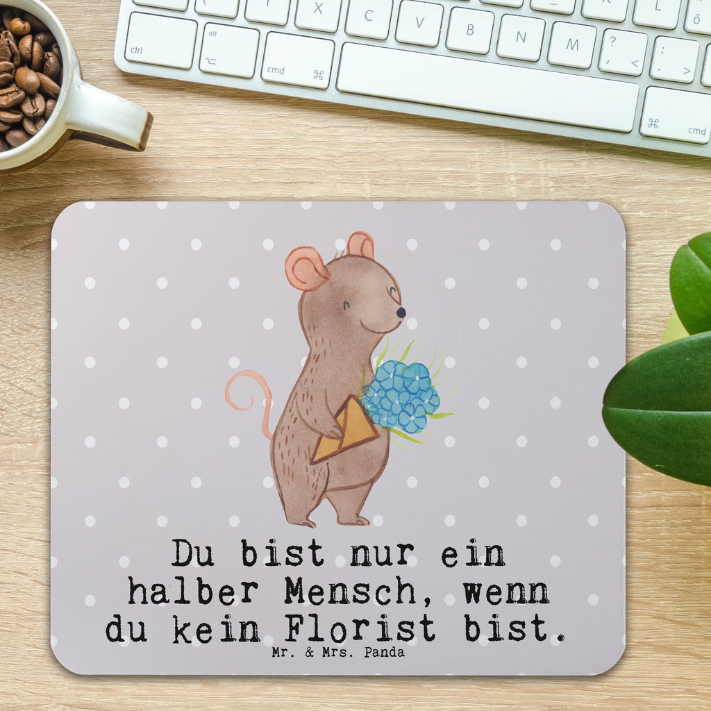 Mauspad Florist mit Herz Mousepad, Computer zubehör, Büroausstattung, PC Zubehör, Arbeitszimmer, Mauspad, Einzigartiges Mauspad, Designer Mauspad, Mausunterlage, Mauspad Büro, Beruf, Ausbildung, Jubiläum, Abschied, Rente, Kollege, Kollegin, Geschenk, Schenken, Arbeitskollege, Mitarbeiter, Firma, Danke, Dankeschön, Blumenhändler, Florist, Blumenlanden, Blumenprofi