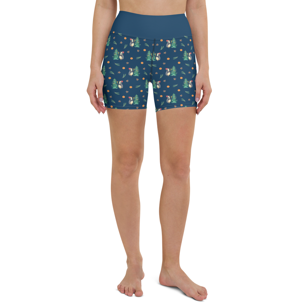 Yoga Shorts Pinguin Weihnachtsbaum Muster Yoga Shorts, Yogashorts, Sporthose, Sportshorts, Fitnesshose, Sportshorts Damen, Yoga Shorts Damen, Yogabekleidung, Sportbekleidung, Winter, Weihnachten, Weihnachtsdeko, Nikolaus, Advent, Heiligabend, Wintermotiv, Pinguin