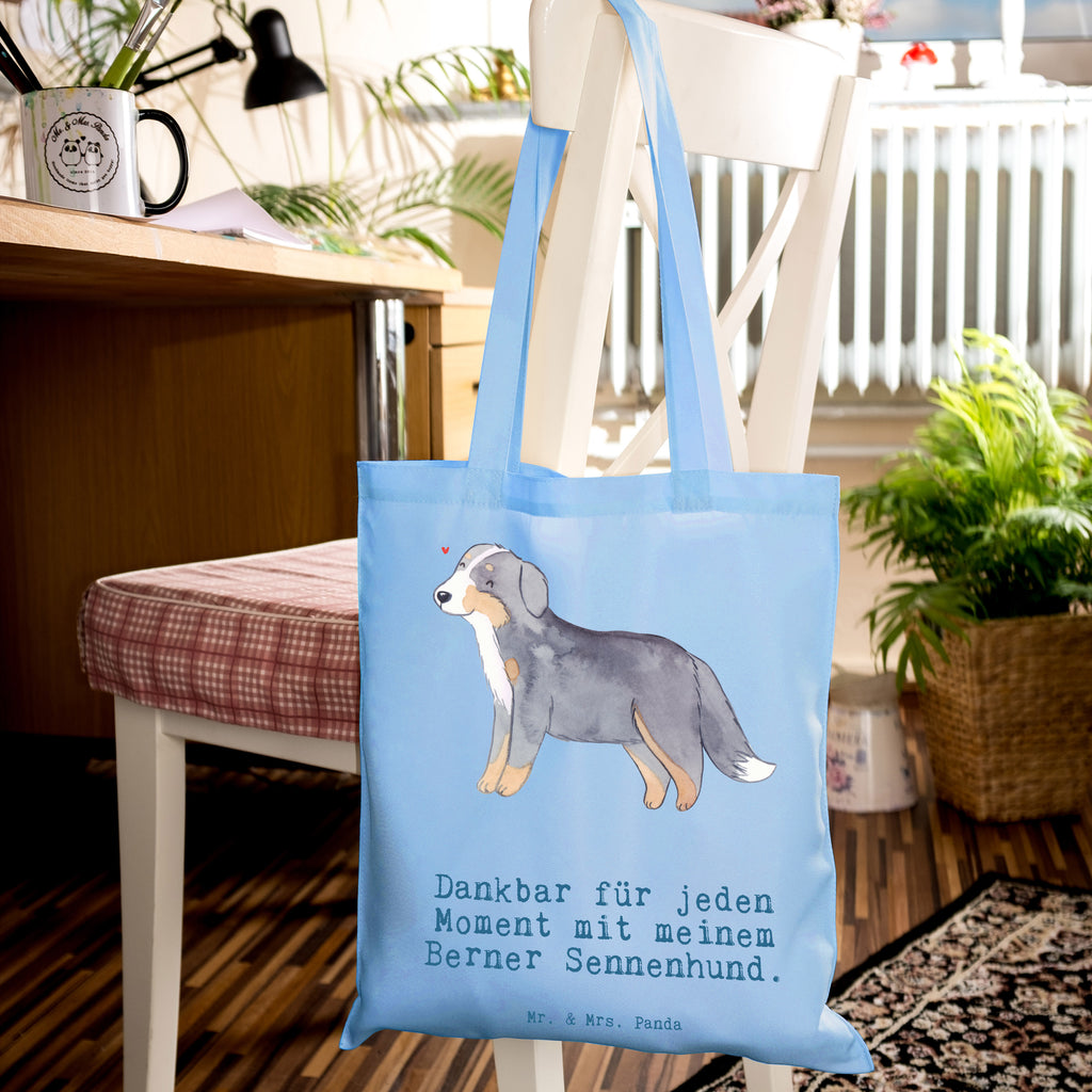 Tragetasche Berner Sennenhund Moment Beuteltasche, Beutel, Einkaufstasche, Jutebeutel, Stoffbeutel, Tasche, Shopper, Umhängetasche, Strandtasche, Schultertasche, Stofftasche, Tragetasche, Badetasche, Jutetasche, Einkaufstüte, Laptoptasche, Hund, Hunderasse, Rassehund, Hundebesitzer, Geschenk, Tierfreund, Schenken, Welpe, Dürrbächler, Berner Sennenhund