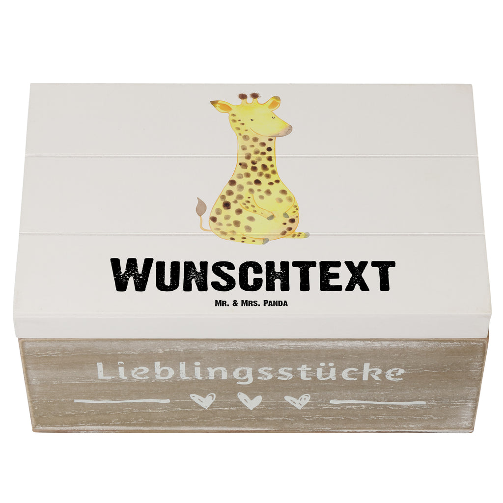 Personalisierte Holzkiste Giraffe Zufrieden Holzkiste mit Namen, Kiste mit Namen, Schatzkiste mit Namen, Truhe mit Namen, Schatulle mit Namen, Erinnerungsbox mit Namen, Erinnerungskiste, mit Namen, Dekokiste mit Namen, Aufbewahrungsbox mit Namen, Holzkiste Personalisiert, Kiste Personalisiert, Schatzkiste Personalisiert, Truhe Personalisiert, Schatulle Personalisiert, Erinnerungsbox Personalisiert, Erinnerungskiste Personalisiert, Dekokiste Personalisiert, Aufbewahrungsbox Personalisiert, Geschenkbox personalisiert, GEschenkdose personalisiert, Afrika, Wildtiere, Giraffe, Zufrieden, Glück, Abenteuer