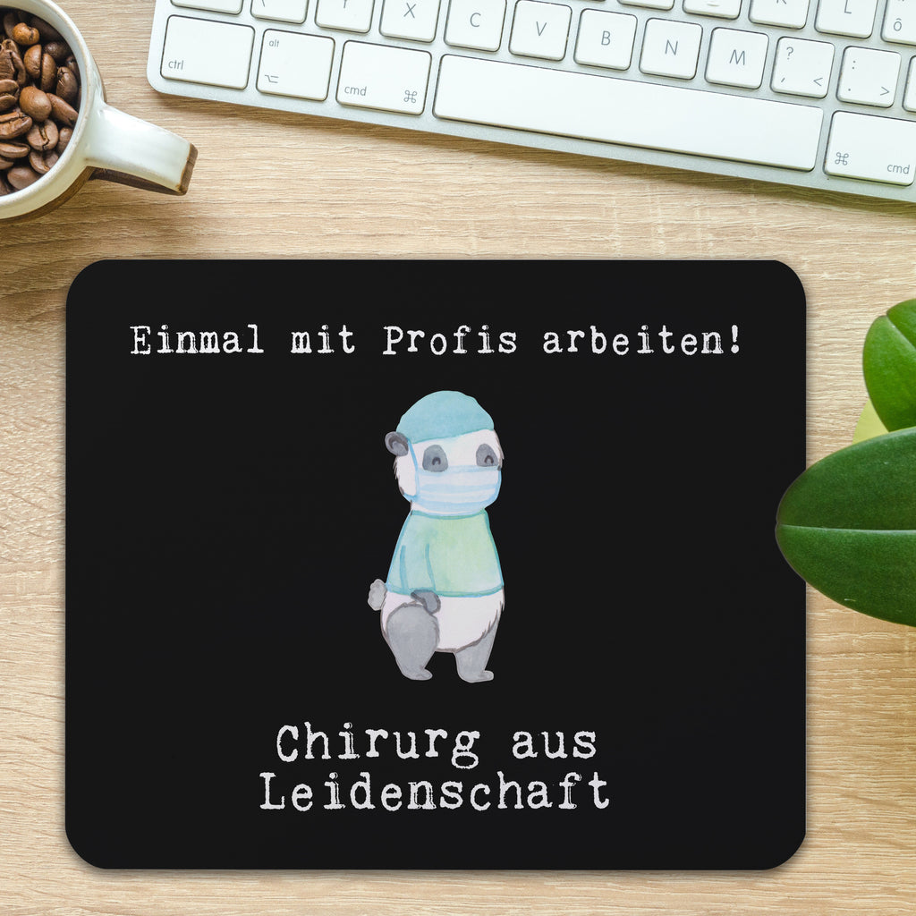 Mauspad Chirurg aus Leidenschaft Mousepad, Computer zubehör, Büroausstattung, PC Zubehör, Arbeitszimmer, Mauspad, Einzigartiges Mauspad, Designer Mauspad, Mausunterlage, Mauspad Büro, Beruf, Ausbildung, Jubiläum, Abschied, Rente, Kollege, Kollegin, Geschenk, Schenken, Arbeitskollege, Mitarbeiter, Firma, Danke, Dankeschön, Chirurg, Unfallchirurg, Notfallchirurg, Krankenhaus, Arzt, Mediziner