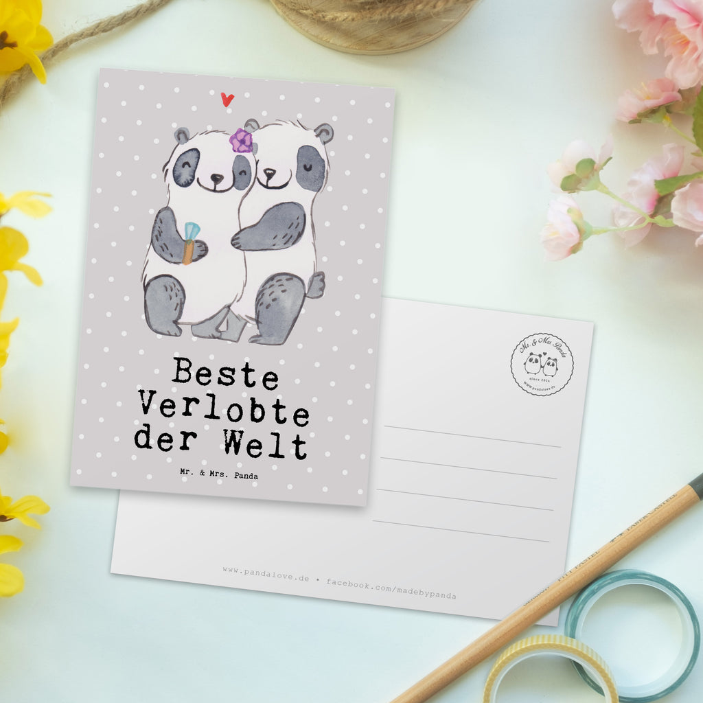 Postkarte Panda Beste Verlobte der Welt Postkarte, Karte, Geschenkkarte, Grußkarte, Einladung, Ansichtskarte, Geburtstagskarte, Einladungskarte, Dankeskarte, Ansichtskarten, Einladung Geburtstag, Einladungskarten Geburtstag, für, Dankeschön, Geschenk, Schenken, Geburtstag, Geburtstagsgeschenk, Geschenkidee, Danke, Bedanken, Mitbringsel, Freude machen, Geschenktipp, Verlobte, Verloben, Verlobung, Traumfrau, Frau, Freundin, Ehefrau, Zukünftige, Hochzeit, Ehe