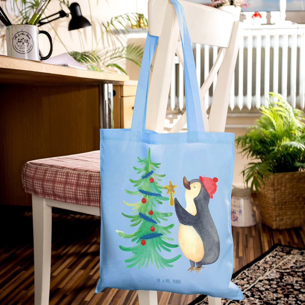 Tragetasche Pinguin Weihnachtsbaum Beuteltasche, Beutel, Einkaufstasche, Jutebeutel, Stoffbeutel, Tasche, Shopper, Umhängetasche, Strandtasche, Schultertasche, Stofftasche, Tragetasche, Badetasche, Jutetasche, Einkaufstüte, Laptoptasche, Winter, Weihnachten, Weihnachtsdeko, Nikolaus, Advent, Heiligabend, Wintermotiv, Pinguin