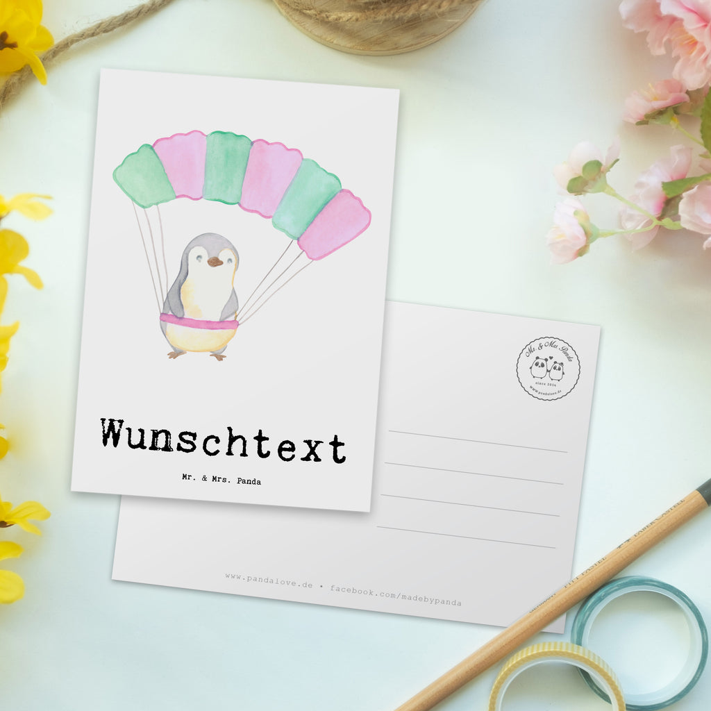 Personalisierte Postkarte Pinguin Fallschirm springen Postkarte mit Namen, Postkarte bedrucken, Postkarte mit Wunschtext, Postkarte personalisierbar, Geschenkkarte mit Namen, Grußkarte mit Namen, Karte mit Namen, Einladung mit Namen, Ansichtskarte mit Namen, Geschenkkarte mit Wunschtext, Grußkarte mit Wunschtext, Karte mit Wunschtext, Einladung mit Wunschtext, Ansichtskarte mit Wunschtext, Geschenk, Sport, Sportart, Hobby, Schenken, Danke, Dankeschön, Auszeichnung, Gewinn, Sportler, Fallschirmspringen, Skydive, Fallschirmsprung