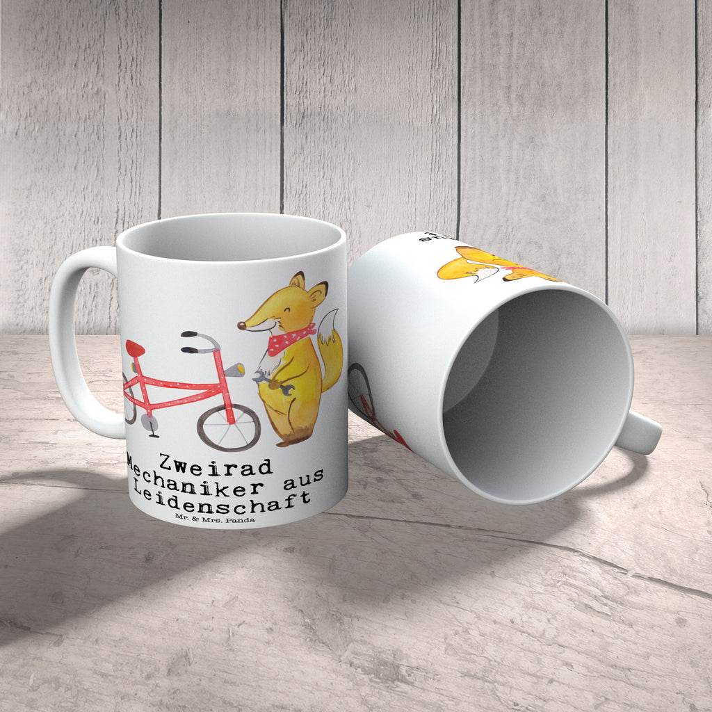 Tasse Zweirad Mechaniker aus Leidenschaft Tasse, Kaffeetasse, Teetasse, Becher, Kaffeebecher, Teebecher, Keramiktasse, Porzellantasse, Büro Tasse, Geschenk Tasse, Tasse Sprüche, Tasse Motive, Kaffeetassen, Tasse bedrucken, Designer Tasse, Cappuccino Tassen, Schöne Teetassen, Beruf, Ausbildung, Jubiläum, Abschied, Rente, Kollege, Kollegin, Geschenk, Schenken, Arbeitskollege, Mitarbeiter, Firma, Danke, Dankeschön