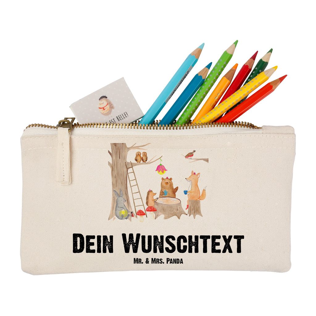 Personalisierte Schminktasche Waldtiere Picknick Personalisierte Schminktasche, Personalisierte Kosmetiktasche, Personalisierter Kosmetikbeutel, Personalisiertes Stiftemäppchen, Personalisiertes Etui, Personalisierte Federmappe, Personalisierte Makeup Bag, Personalisiertes Schminketui, Personalisiertes Kosmetiketui, Personalisiertes Schlamperetui, Schminktasche mit Namen, Kosmetiktasche mit Namen, Kosmetikbeutel mit Namen, Stiftemäppchen mit Namen, Etui mit Namen, Federmappe mit Namen, Makeup Bg mit Namen, Schminketui mit Namen, Kosmetiketui mit Namen, Schlamperetui mit Namen, Schminktasche personalisieren, Schminktasche bedrucken, Schminktasche selbst gestalten, Tiermotive, Gute Laune, lustige Sprüche, Tiere, Waldtiere, Picknick, Wald, Fuchs, Hase, Igel, Maus, Eichhörnchen