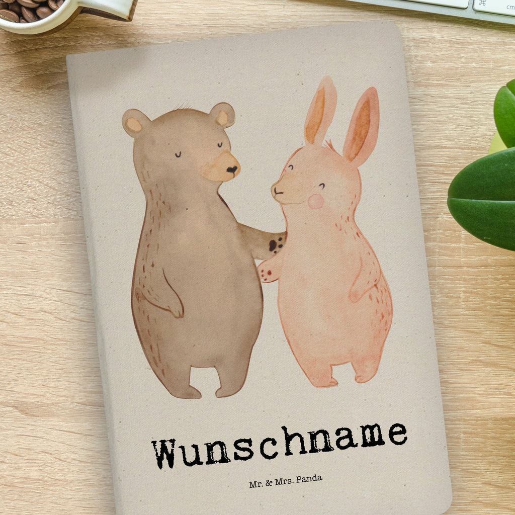 DIN A4 Personalisiertes Notizbuch Bär Hase Umarmen Personalisiertes Notizbuch, Notizbuch mit Namen, Notizbuch bedrucken, Personalisierung, Namensbuch, Namen, Liebe, Partner, Freund, Freundin, Ehemann, Ehefrau, Heiraten, Verlobung, Heiratsantrag, Liebesgeschenk, Jahrestag, Hocheitstag, Freunde, bester Freund, Hase, Bär, Bärchen, best friends