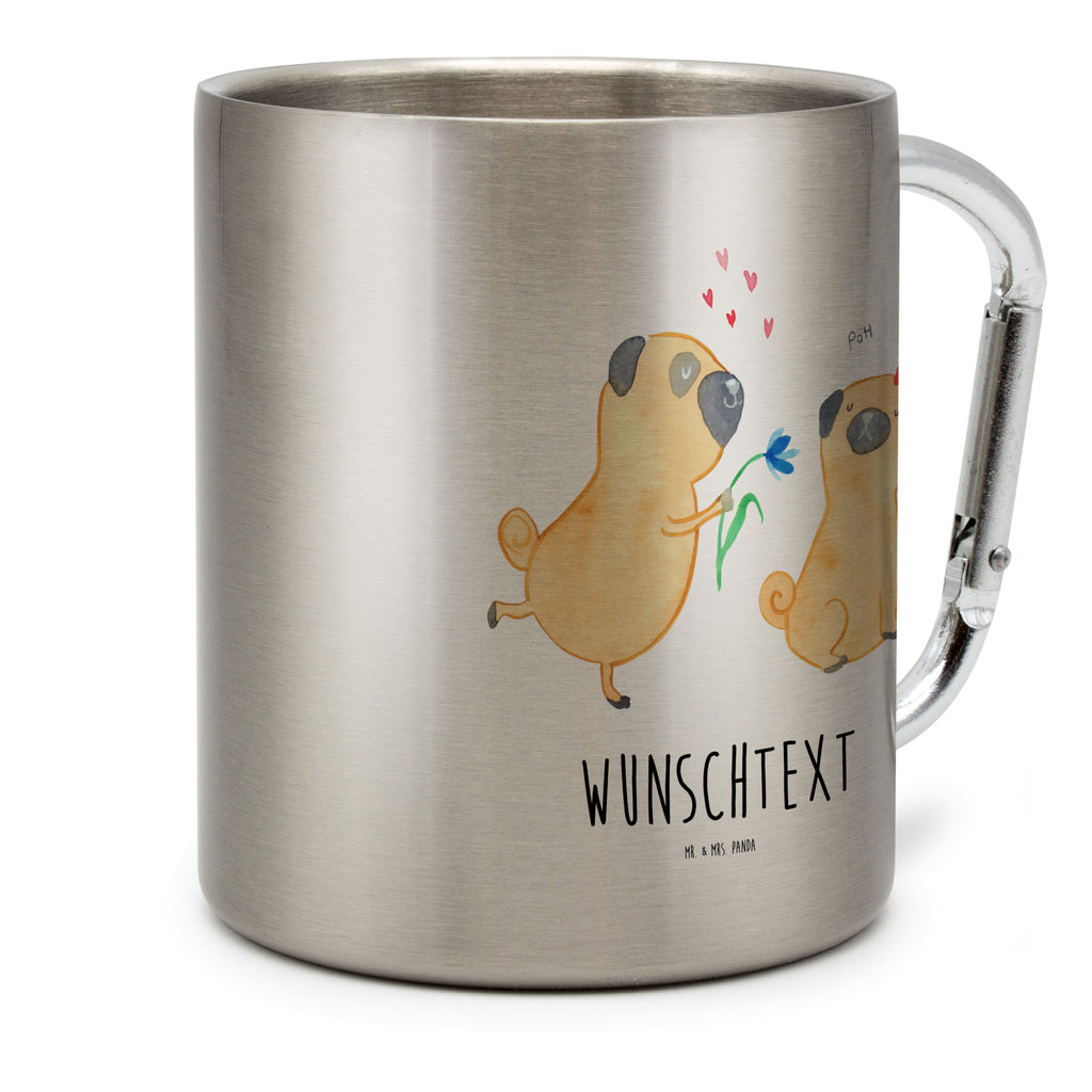 Personalisierter Edelstahlbecher Mops verliebt Personalisierte Edelstahltasse, Personalisierter Edelstahlbecher, Personalisierter Outdoor Becher, Personalisierte Outdoor Tasse, Hund, Hundemotiv, Haustier, Hunderasse, Tierliebhaber, Hundebesitzer, Sprüche, Mops, Möpse, Hundeliebe, verliebt, Liebe, Liebesspruch. Verlobt, Geschenk Freund, Partner