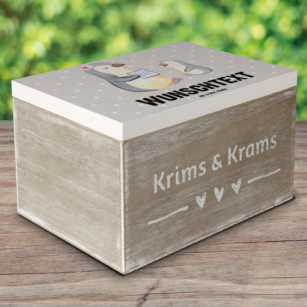 Personalisierte Holzkiste Logopädin Herz Holzkiste mit Namen, Kiste mit Namen, Schatzkiste mit Namen, Truhe mit Namen, Schatulle mit Namen, Erinnerungsbox mit Namen, Erinnerungskiste, mit Namen, Dekokiste mit Namen, Aufbewahrungsbox mit Namen, Holzkiste Personalisiert, Kiste Personalisiert, Schatzkiste Personalisiert, Truhe Personalisiert, Schatulle Personalisiert, Erinnerungsbox Personalisiert, Erinnerungskiste Personalisiert, Dekokiste Personalisiert, Aufbewahrungsbox Personalisiert, Geschenkbox personalisiert, GEschenkdose personalisiert, Beruf, Ausbildung, Jubiläum, Abschied, Rente, Kollege, Kollegin, Geschenk, Schenken, Arbeitskollege, Mitarbeiter, Firma, Danke, Dankeschön, Logopädin, Logopädie, Studium