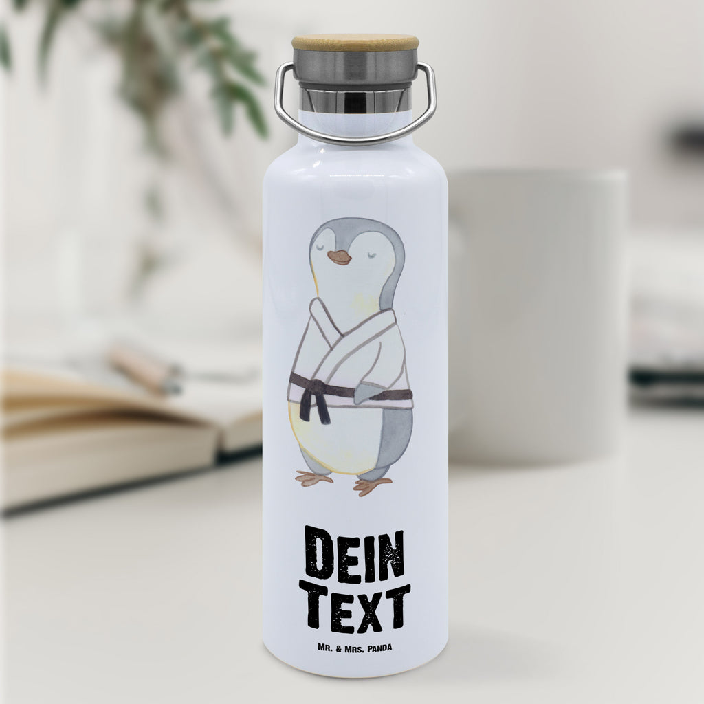 Personalisierte Trinkflasche Pinguin Karate Tage Personalisierte Trinkflasche, Trinkflasche mit Namen, Trinkflasche bedrucken, Flasche personalisiert, Trinkflasch mit Aufdruck, Trinkflasche Werbegeschenk, Namensaufdruck Trinkflasche, Sportflasche personalisiert, Trinkflasche Sport, Geschenk, Sport, Sportart, Hobby, Schenken, Danke, Dankeschön, Auszeichnung, Gewinn, Sportler, Karate, Kampfsportart, Selbstverteidigung, Kampfkunst, Karate Verein