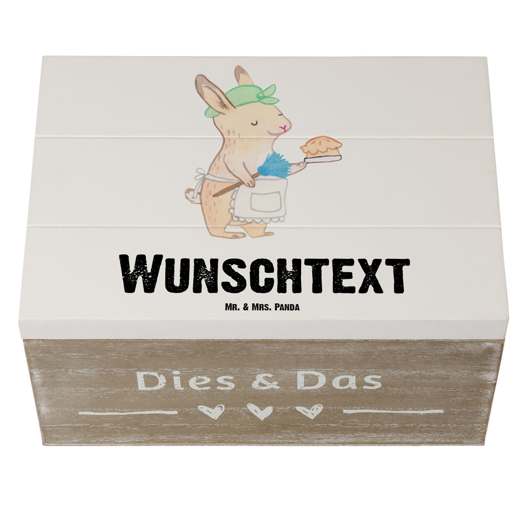 Personalisierte Holzkiste Haushaltshilfe Herz Holzkiste mit Namen, Kiste mit Namen, Schatzkiste mit Namen, Truhe mit Namen, Schatulle mit Namen, Erinnerungsbox mit Namen, Erinnerungskiste, mit Namen, Dekokiste mit Namen, Aufbewahrungsbox mit Namen, Holzkiste Personalisiert, Kiste Personalisiert, Schatzkiste Personalisiert, Truhe Personalisiert, Schatulle Personalisiert, Erinnerungsbox Personalisiert, Erinnerungskiste Personalisiert, Dekokiste Personalisiert, Aufbewahrungsbox Personalisiert, Geschenkbox personalisiert, GEschenkdose personalisiert, Beruf, Ausbildung, Jubiläum, Abschied, Rente, Kollege, Kollegin, Geschenk, Schenken, Arbeitskollege, Mitarbeiter, Firma, Danke, Dankeschön, Haushaltshilfe, Putzfrau, Reinigungskraft