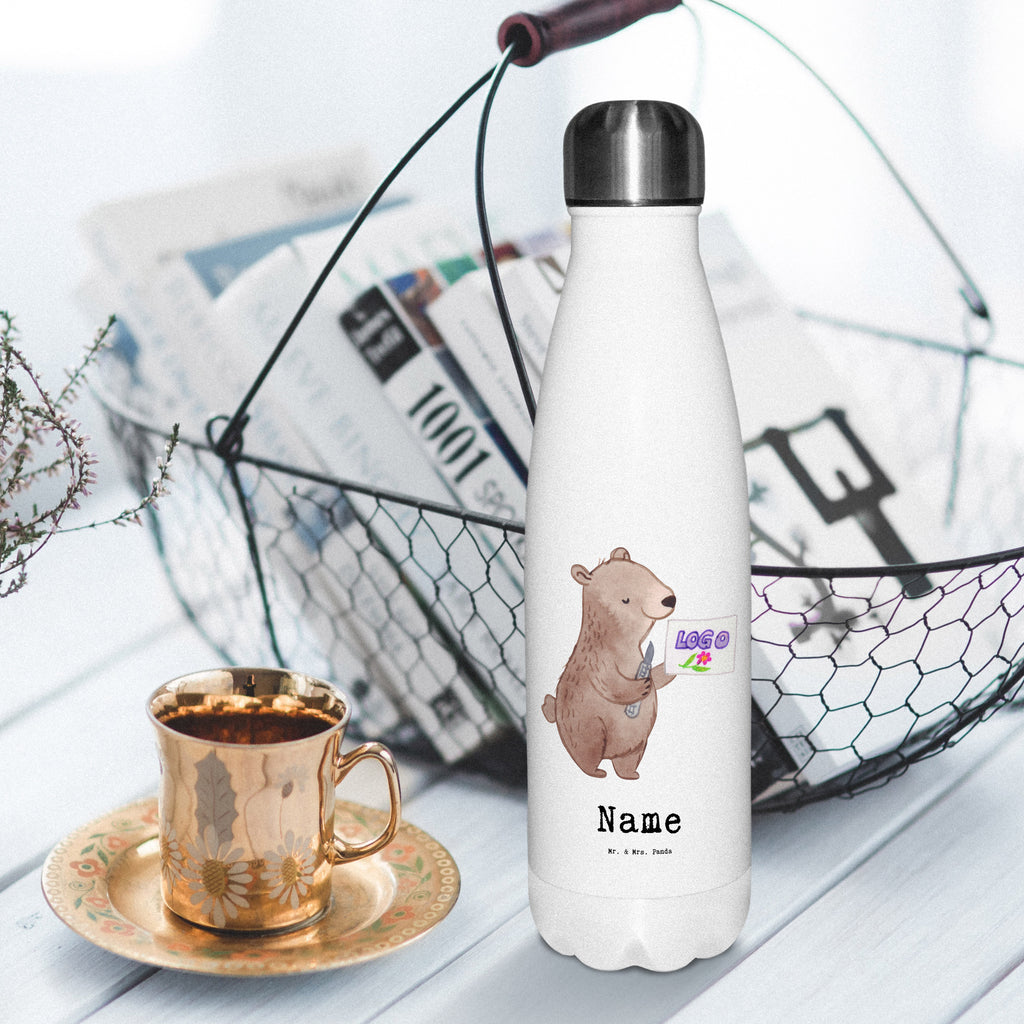 Personalisierte Thermosflasche Gestalter für visuelles Marketing mit Herz Personalisierte Isolierflasche, Personalisierte Thermoflasche, Personalisierte Trinkflasche, Trinkflasche Mit Namen, Wunschname, Bedrucken, Namensflasche, Beruf, Ausbildung, Jubiläum, Abschied, Rente, Kollege, Kollegin, Geschenk, Schenken, Arbeitskollege, Mitarbeiter, Firma, Danke, Dankeschön