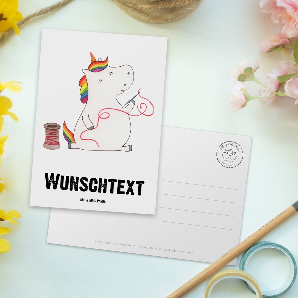 Personalisierte Postkarte Einhorn Näherin Postkarte mit Namen, Postkarte bedrucken, Postkarte mit Wunschtext, Postkarte personalisierbar, Geschenkkarte mit Namen, Grußkarte mit Namen, Karte mit Namen, Einladung mit Namen, Ansichtskarte mit Namen, Geschenkkarte mit Wunschtext, Grußkarte mit Wunschtext, Karte mit Wunschtext, Einladung mit Wunschtext, Ansichtskarte mit Wunschtext, Einhorn, Einhörner, Einhorn Deko, Unicorn, Näherin, nähen, Mädchen, Freundin, Häkeln, Stricken, basteln, Nähzimmer