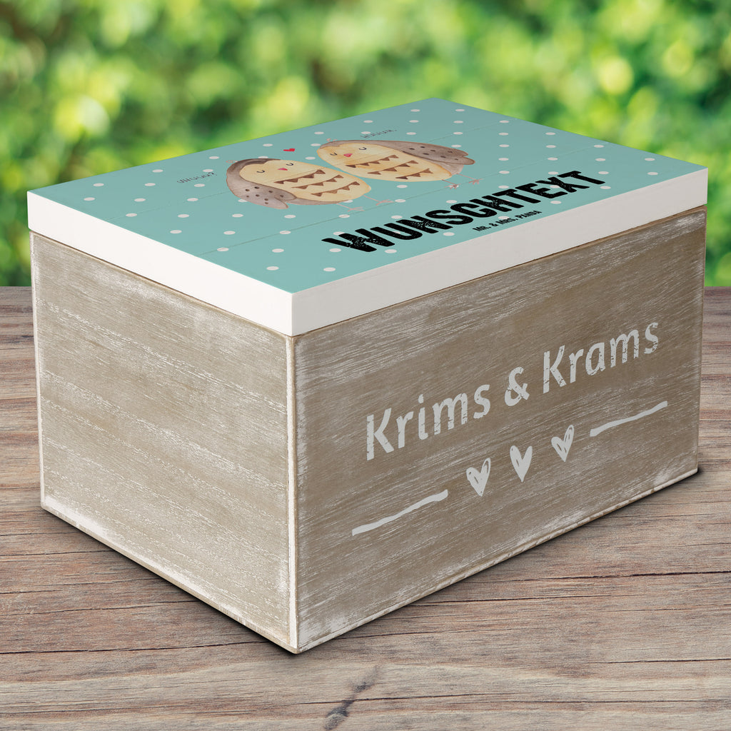 Personalisierte Holzkiste Eule Liebe Holzkiste mit Namen, Kiste mit Namen, Schatzkiste mit Namen, Truhe mit Namen, Schatulle mit Namen, Erinnerungsbox mit Namen, Erinnerungskiste, mit Namen, Dekokiste mit Namen, Aufbewahrungsbox mit Namen, Holzkiste Personalisiert, Kiste Personalisiert, Schatzkiste Personalisiert, Truhe Personalisiert, Schatulle Personalisiert, Erinnerungsbox Personalisiert, Erinnerungskiste Personalisiert, Dekokiste Personalisiert, Aufbewahrungsbox Personalisiert, Geschenkbox personalisiert, GEschenkdose personalisiert, Eule, Eule Deko, Liebe, Hochzeit Spruch, Owl, All you need is love, Liebe Spruch, Freundin Geschenk, Freund, Wortspiel lustig