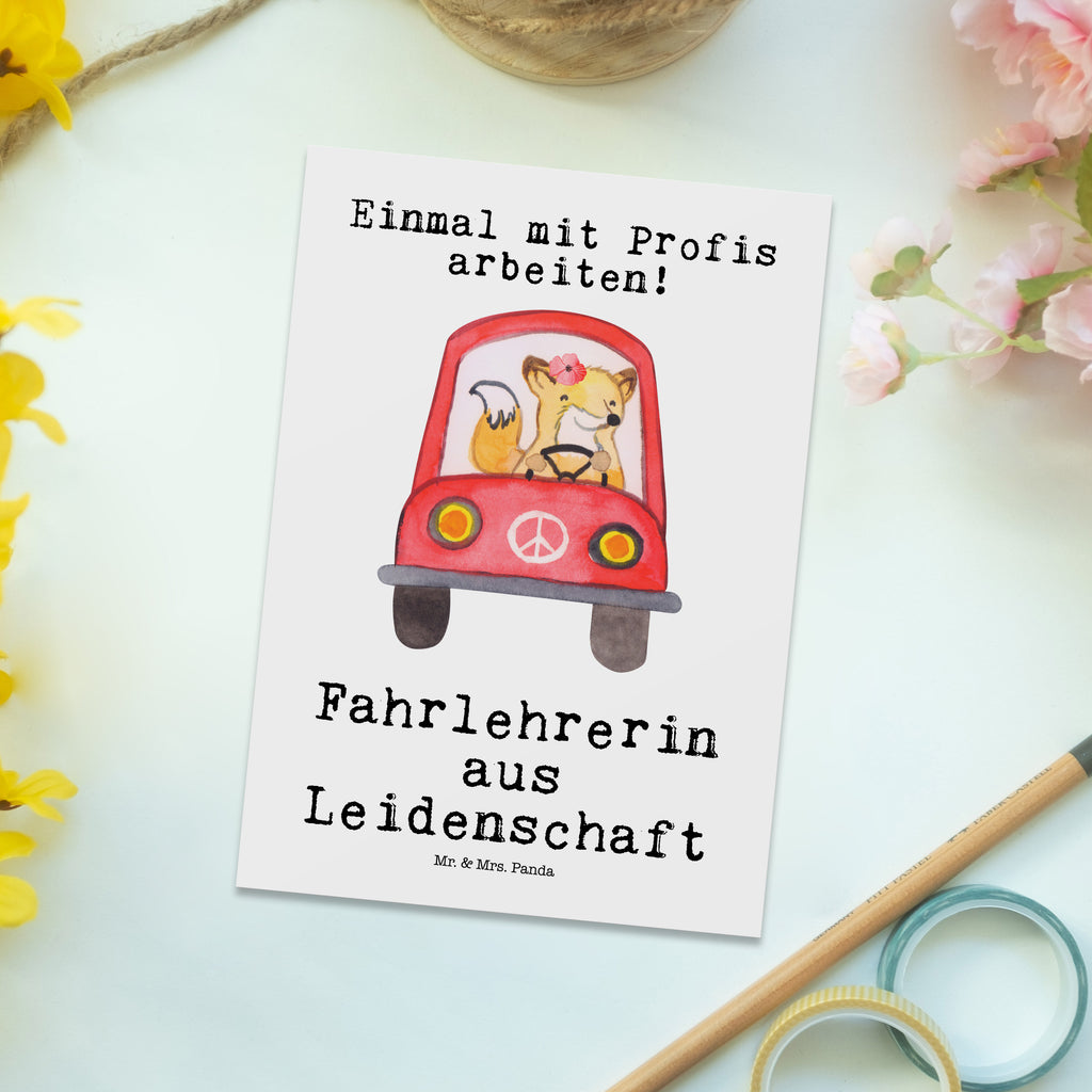 Postkarte Fahrlehrerin aus Leidenschaft Postkarte, Karte, Geschenkkarte, Grußkarte, Einladung, Ansichtskarte, Geburtstagskarte, Einladungskarte, Dankeskarte, Ansichtskarten, Einladung Geburtstag, Einladungskarten Geburtstag, Beruf, Ausbildung, Jubiläum, Abschied, Rente, Kollege, Kollegin, Geschenk, Schenken, Arbeitskollege, Mitarbeiter, Firma, Danke, Dankeschön, Fahrlehrerin, Fahrschule, Fahrschullehrerin