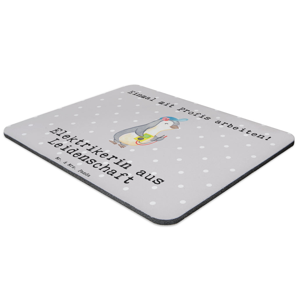 Mauspad Elektrikerin aus Leidenschaft Mousepad, Computer zubehör, Büroausstattung, PC Zubehör, Arbeitszimmer, Mauspad, Einzigartiges Mauspad, Designer Mauspad, Mausunterlage, Mauspad Büro, Beruf, Ausbildung, Jubiläum, Abschied, Rente, Kollege, Kollegin, Geschenk, Schenken, Arbeitskollege, Mitarbeiter, Firma, Danke, Dankeschön, Elektrikerin, Elektronmonteurin, Elektrotechnikerin, Elektroinstallateurin, Elektromeisterin, Gesellenprüfung