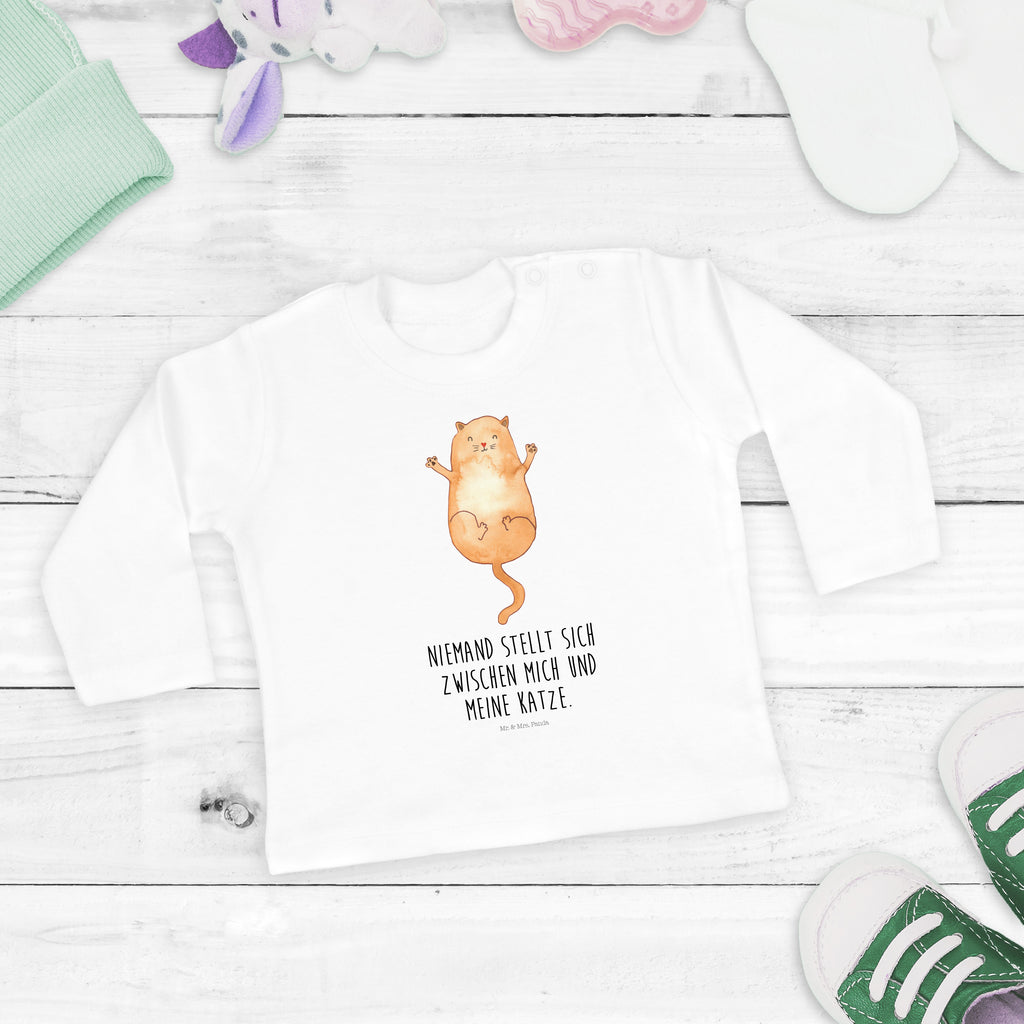 Baby Longsleeve Katzen Umarmen Mädchen, Jungen, Baby, Langarm, Bio, Kleidung, Katze, Katzenmotiv, Katzenfan, Katzendeko, Katzenfreund, Katzenliebhaber, Katzenprodukte, Katzenartikel, Katzenaccessoires, Katzensouvenirs, Katzenliebhaberprodukte, Katzenmotive, Katzen, Kater, Mietze, Cat, Cats, Katzenhalter, Katzenbesitzerin, Haustier, Freundin, Freunde, beste Freunde, Liebe, Katzenliebe, Familie