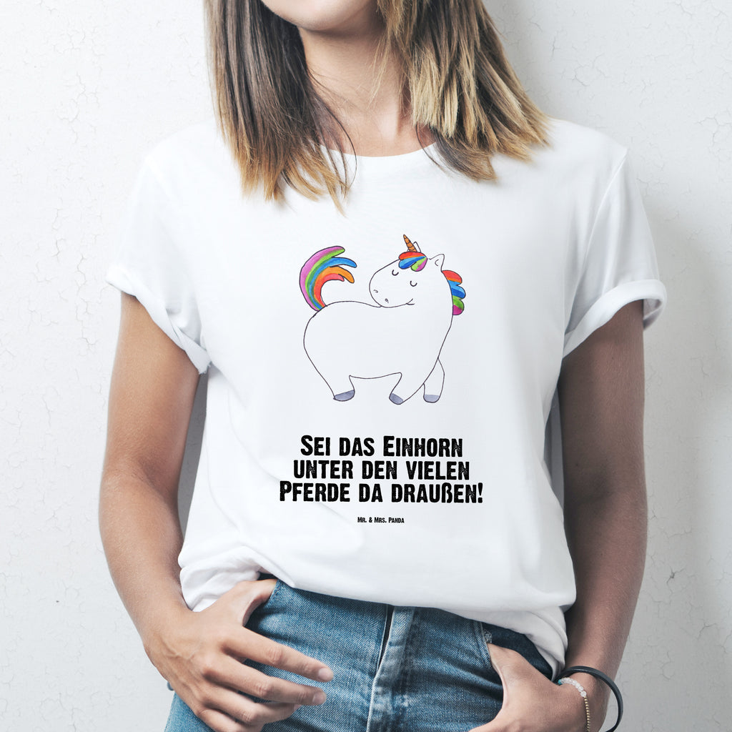 T-Shirt Standard Einhorn stolzierend T-Shirt, Shirt, Tshirt, Lustiges T-Shirt, T-Shirt mit Spruch, Party, Junggesellenabschied, Jubiläum, Geburstag, Herrn, Damen, Männer, Frauen, Schlafshirt, Nachthemd, Sprüche, Einhorn, Einhörner, Einhorn Deko, Pegasus, Unicorn, stolz, anders, bunt, Pferd, Reiter, Reiten, Freundin, Geschenk