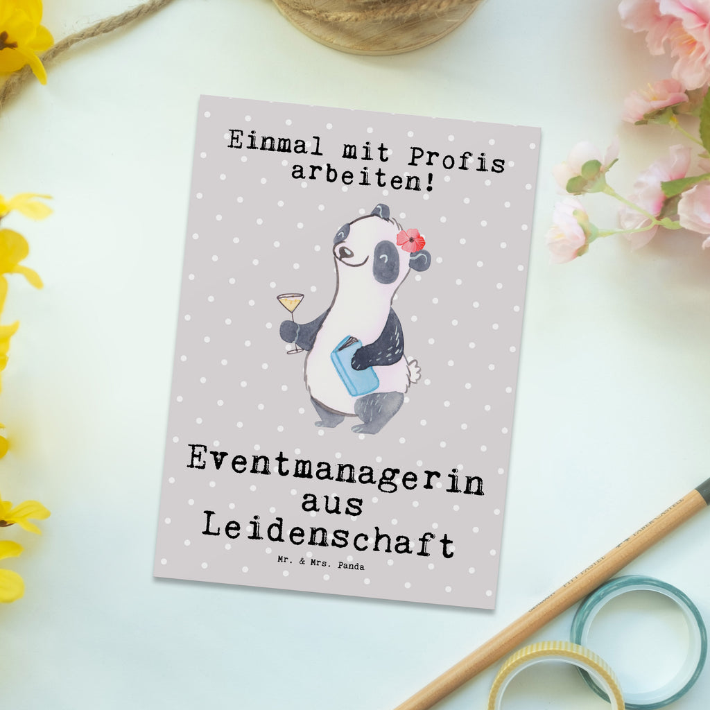 Postkarte Eventmanagerin aus Leidenschaft Postkarte, Karte, Geschenkkarte, Grußkarte, Einladung, Ansichtskarte, Geburtstagskarte, Einladungskarte, Dankeskarte, Ansichtskarten, Einladung Geburtstag, Einladungskarten Geburtstag, Beruf, Ausbildung, Jubiläum, Abschied, Rente, Kollege, Kollegin, Geschenk, Schenken, Arbeitskollege, Mitarbeiter, Firma, Danke, Dankeschön, Eventmanagerin, Veranstalterin, Promoterin