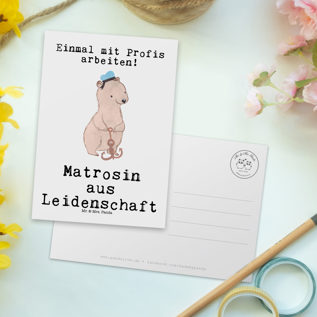 Postkarte Matrosin aus Leidenschaft Postkarte, Karte, Geschenkkarte, Grußkarte, Einladung, Ansichtskarte, Geburtstagskarte, Einladungskarte, Dankeskarte, Ansichtskarten, Einladung Geburtstag, Einladungskarten Geburtstag, Beruf, Ausbildung, Jubiläum, Abschied, Rente, Kollege, Kollegin, Geschenk, Schenken, Arbeitskollege, Mitarbeiter, Firma, Danke, Dankeschön, Matrosin, Seeleute, Schiff, Schiffsmechanikerin