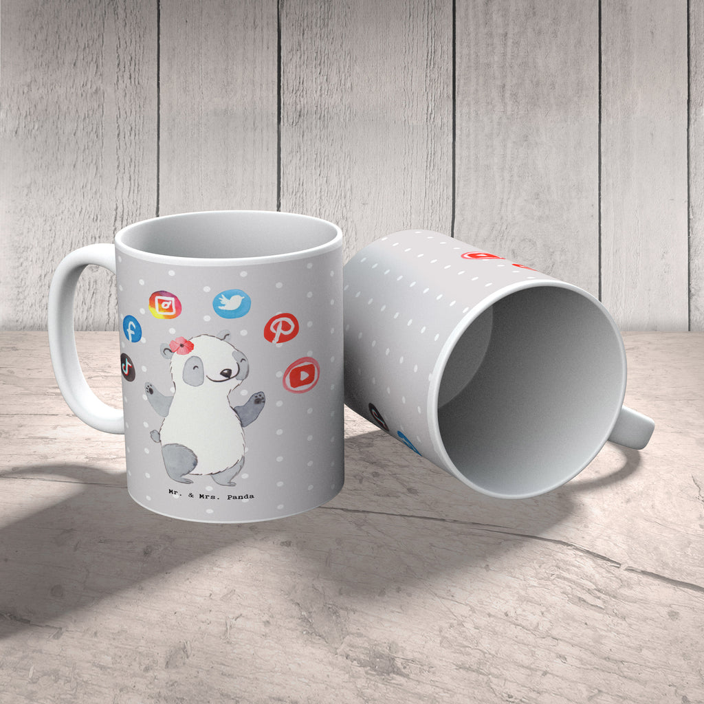 Tasse SEA Manager mit Herz Tasse, Kaffeetasse, Teetasse, Becher, Kaffeebecher, Teebecher, Keramiktasse, Porzellantasse, Büro Tasse, Geschenk Tasse, Tasse Sprüche, Tasse Motive, Kaffeetassen, Tasse bedrucken, Designer Tasse, Cappuccino Tassen, Schöne Teetassen, Beruf, Ausbildung, Jubiläum, Abschied, Rente, Kollege, Kollegin, Geschenk, Schenken, Arbeitskollege, Mitarbeiter, Firma, Danke, Dankeschön, SEA Manager, Suchmaschinenwerbung, Suchmaschinenmarketing