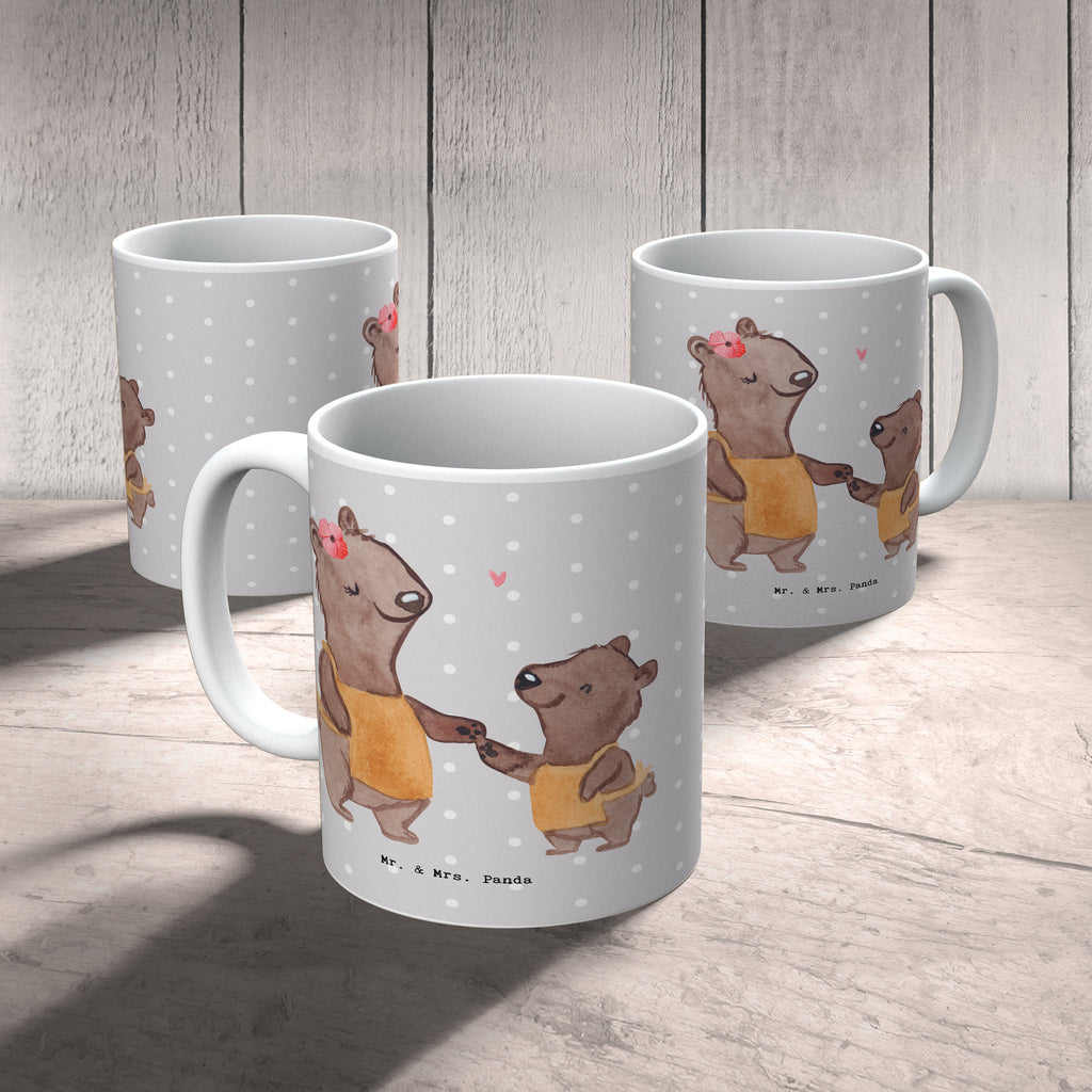 Tasse Arbeitserzieherin mit Herz Tasse, Kaffeetasse, Teetasse, Becher, Kaffeebecher, Teebecher, Keramiktasse, Porzellantasse, Büro Tasse, Geschenk Tasse, Tasse Sprüche, Tasse Motive, Kaffeetassen, Tasse bedrucken, Designer Tasse, Cappuccino Tassen, Schöne Teetassen, Beruf, Ausbildung, Jubiläum, Abschied, Rente, Kollege, Kollegin, Geschenk, Schenken, Arbeitskollege, Mitarbeiter, Firma, Danke, Dankeschön, Arbeitserzieherin, Arbeitspädagogin, Studium