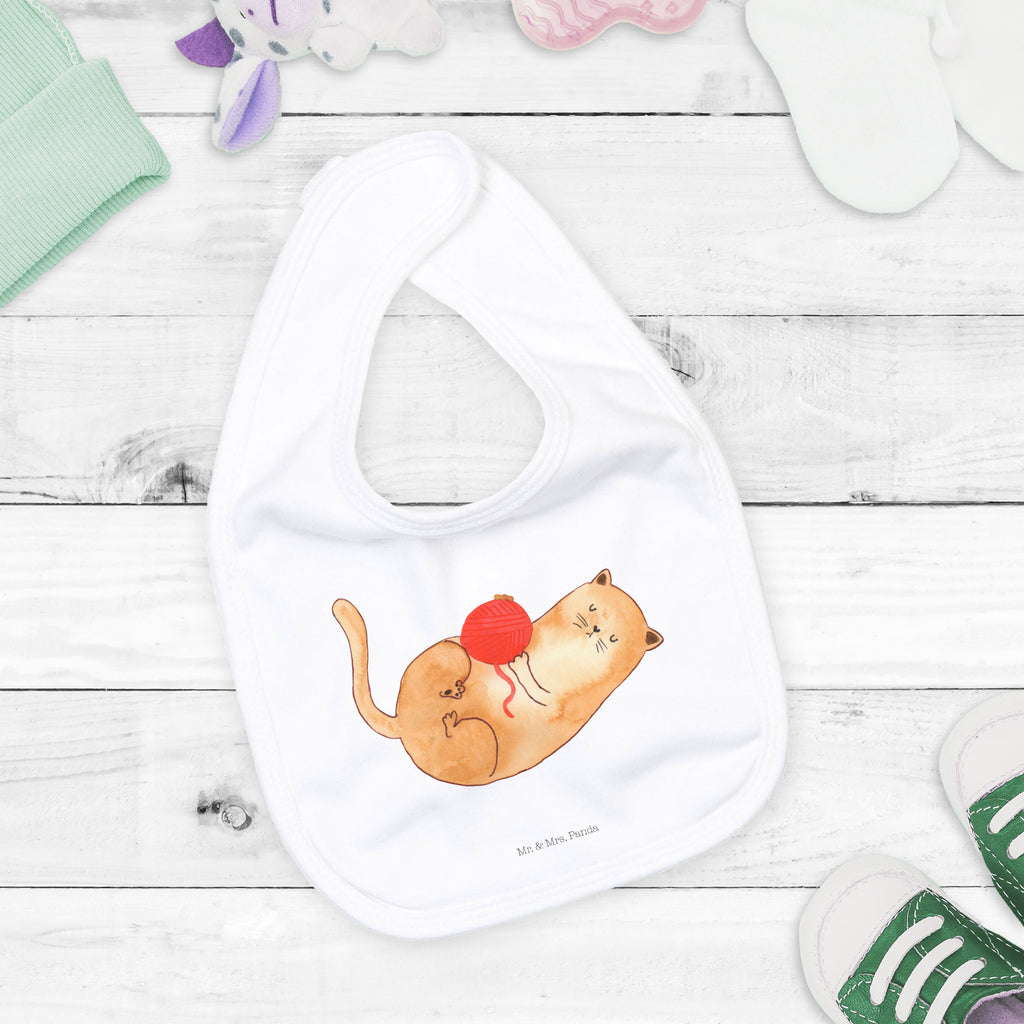 Organic Babylätzchen Katze Wolle Baby, Lätzchen, Spucktuch, Sabberlätzchen, Klettlätzchen, Babygeschenk, Baby Lätzchen, Geschenk für Geburt, Geschenk zur Geburt, Baby Spucktuch, Babyausstattung, Geschenkidee für Babyparty, Katze, Katzenmotiv, Katzenfan, Katzendeko, Katzenfreund, Katzenliebhaber, Katzenprodukte, Katzenartikel, Katzenaccessoires, Katzensouvenirs, Katzenliebhaberprodukte, Katzenmotive, Katzen, Kater, Mietze, Cat, Cats, Katzenhalter, Katzenbesitzerin, Haustier, Wollknäuel, Wolle, Spielen, Spiel, verspielt