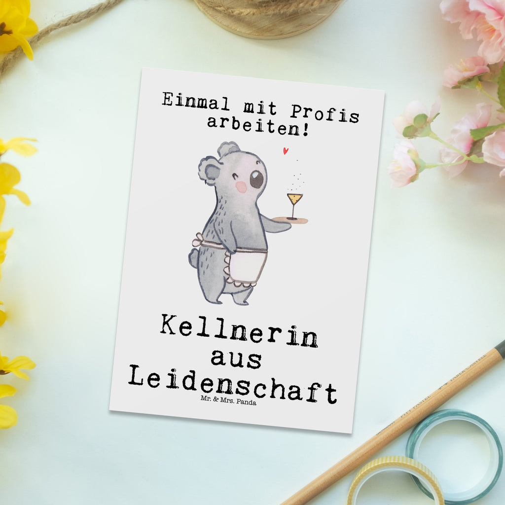 Postkarte Kellnerin aus Leidenschaft Postkarte, Karte, Geschenkkarte, Grußkarte, Einladung, Ansichtskarte, Geburtstagskarte, Einladungskarte, Dankeskarte, Ansichtskarten, Einladung Geburtstag, Einladungskarten Geburtstag, Beruf, Ausbildung, Jubiläum, Abschied, Rente, Kollege, Kollegin, Geschenk, Schenken, Arbeitskollege, Mitarbeiter, Firma, Danke, Dankeschön, Kellnerin, Servicekraft, Restaurant