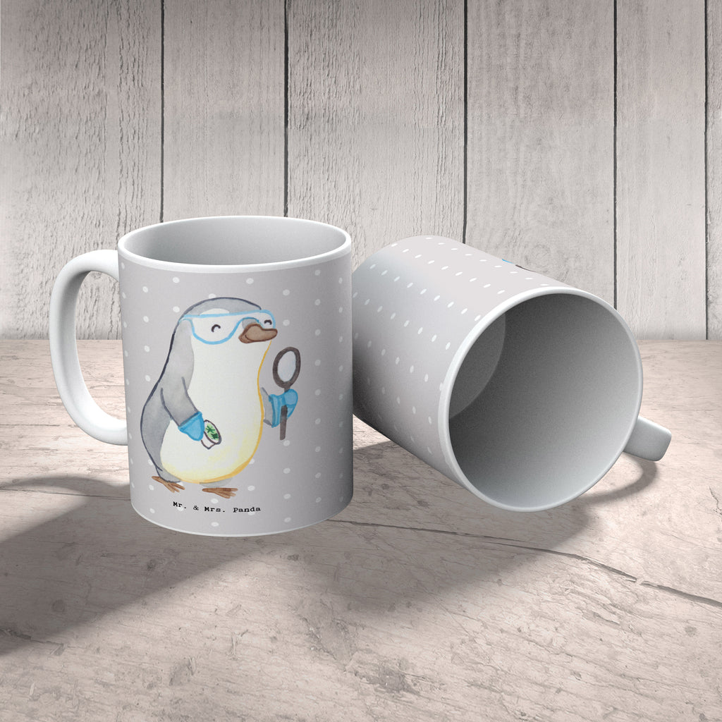 Tasse Biologe mit Herz Tasse, Kaffeetasse, Teetasse, Becher, Kaffeebecher, Teebecher, Keramiktasse, Porzellantasse, Büro Tasse, Geschenk Tasse, Tasse Sprüche, Tasse Motive, Kaffeetassen, Tasse bedrucken, Designer Tasse, Cappuccino Tassen, Schöne Teetassen, Beruf, Ausbildung, Jubiläum, Abschied, Rente, Kollege, Kollegin, Geschenk, Schenken, Arbeitskollege, Mitarbeiter, Firma, Danke, Dankeschön, Biologe, Biologie, Naturwissenschaftler, Labor, Studium, Bachelor, Master