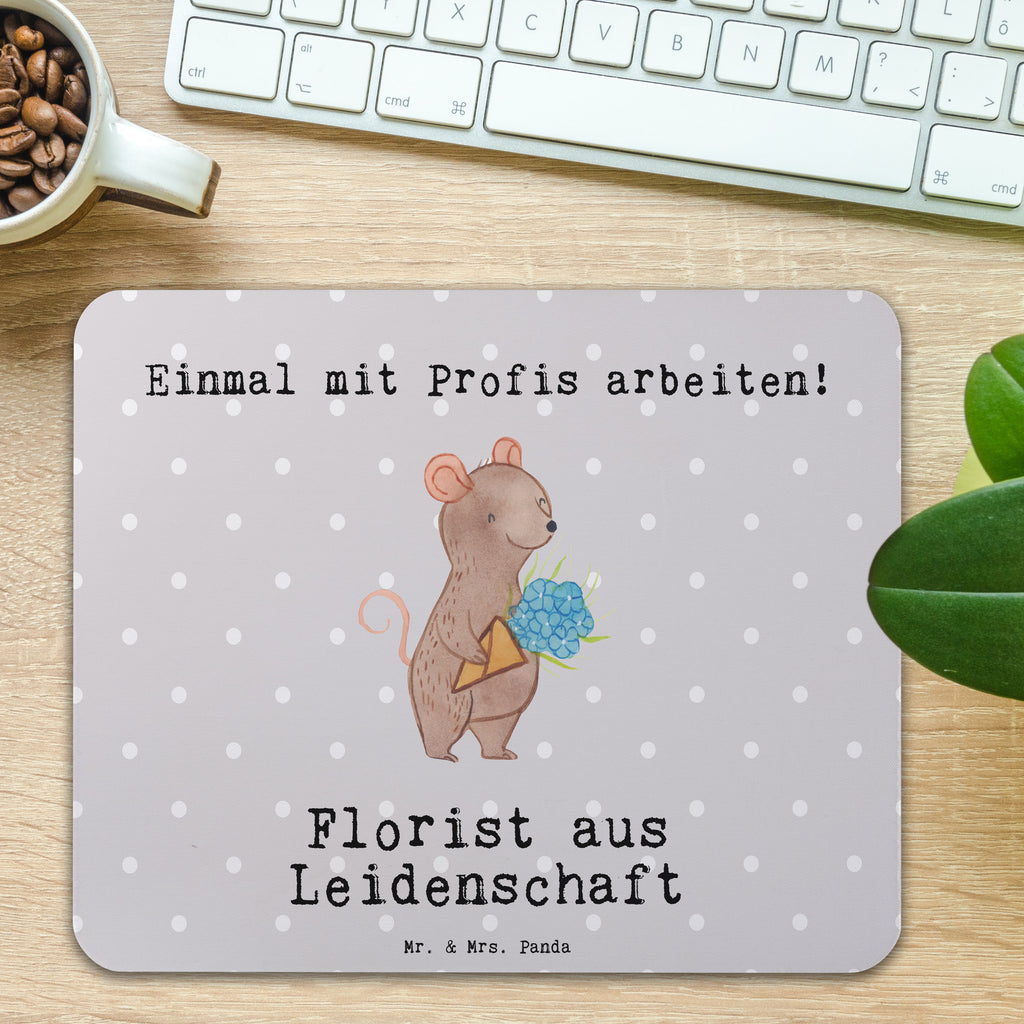 Mauspad Florist aus Leidenschaft Mousepad, Computer zubehör, Büroausstattung, PC Zubehör, Arbeitszimmer, Mauspad, Einzigartiges Mauspad, Designer Mauspad, Mausunterlage, Mauspad Büro, Beruf, Ausbildung, Jubiläum, Abschied, Rente, Kollege, Kollegin, Geschenk, Schenken, Arbeitskollege, Mitarbeiter, Firma, Danke, Dankeschön, Blumenhändler, Florist, Blumenlanden, Blumenprofi