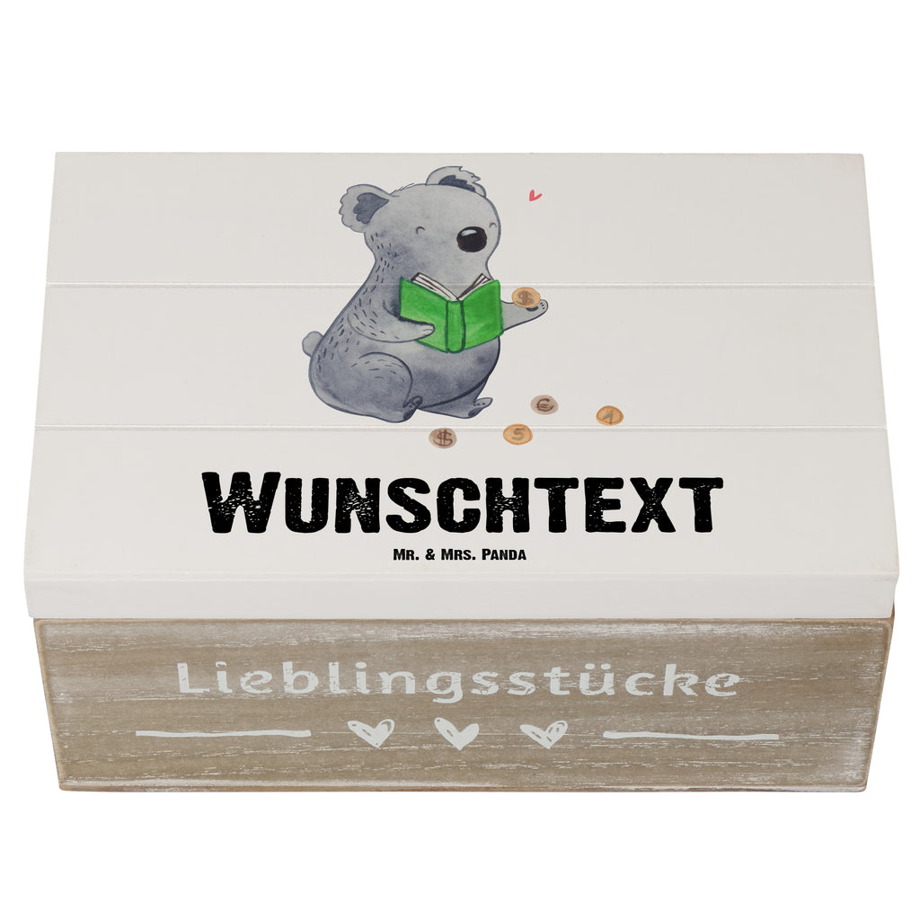 Personalisierte Holzkiste Koala Münzen sammeln Tage Holzkiste mit Namen, Kiste mit Namen, Schatzkiste mit Namen, Truhe mit Namen, Schatulle mit Namen, Erinnerungsbox mit Namen, Erinnerungskiste, mit Namen, Dekokiste mit Namen, Aufbewahrungsbox mit Namen, Holzkiste Personalisiert, Kiste Personalisiert, Schatzkiste Personalisiert, Truhe Personalisiert, Schatulle Personalisiert, Erinnerungsbox Personalisiert, Erinnerungskiste Personalisiert, Dekokiste Personalisiert, Aufbewahrungsbox Personalisiert, Geschenkbox personalisiert, GEschenkdose personalisiert, Geschenk, Sport, Sportart, Hobby, Schenken, Danke, Dankeschön, Auszeichnung, Gewinn, Sportler, Münzen sammeln, Numismatik, Münzen aus aller Welt