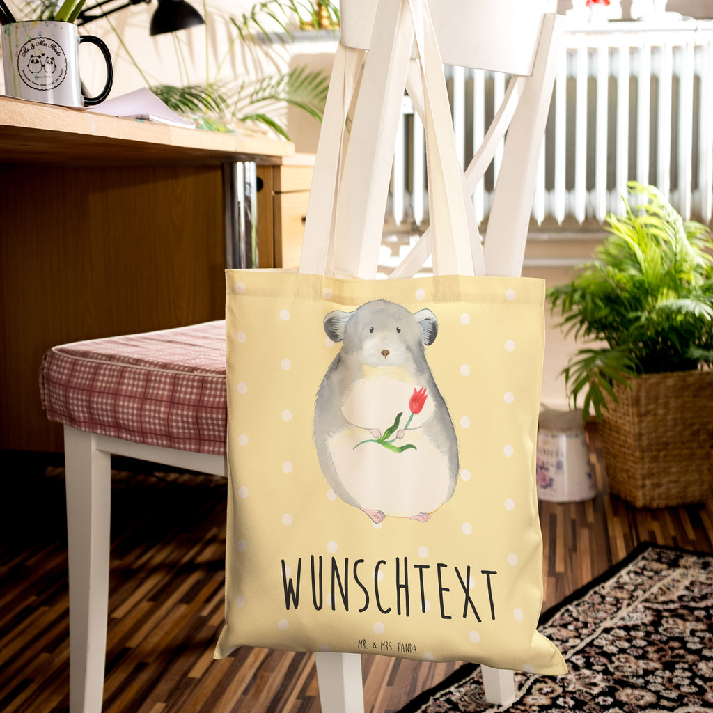 Personalisierte Einkaufstasche Chinchilla mit Blume Personalisierte Tragetasche, Personalisierte Tasche, Personalisierter Beutel, Personalisierte Stofftasche, Personalisierte Baumwolltasche, Personalisierte Umhängetasche, Personalisierter Shopper, Personalisierte Einkaufstasche, Personalisierte Beuteltasche, Tragetasche mit Namen, Tasche mit Namen, Beutel mit Namen, Stofftasche mit Namen, Baumwolltasche mit Namen, Umhängetasche mit Namen, Shopper mit Namen, Einkaufstasche mit Namen, Beuteltasche, Wunschtext, Wunschnamen, Personalisierbar, Personalisierung, Tiermotive, Gute Laune, lustige Sprüche, Tiere, Chinchilla, Chinchillas, Liebeskummer, Kummer, Depressionen, traurig sein, Chaos, Glücklichsein, Büro, Büroalltag