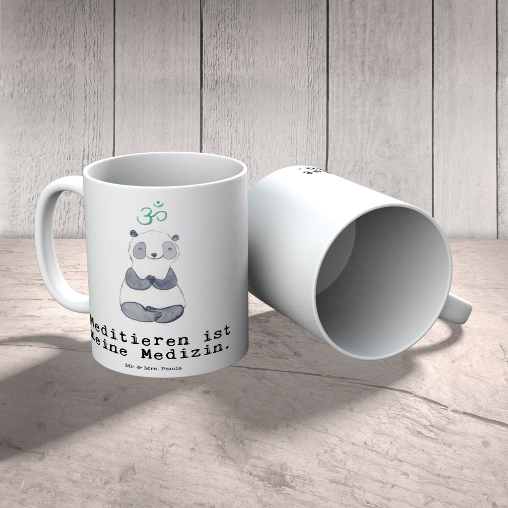 Tasse Panda Meditieren Tasse, Kaffeetasse, Teetasse, Becher, Kaffeebecher, Teebecher, Keramiktasse, Porzellantasse, Büro Tasse, Geschenk Tasse, Tasse Sprüche, Tasse Motive, Kaffeetassen, Tasse bedrucken, Designer Tasse, Cappuccino Tassen, Schöne Teetassen, Geschenk, Sport, Sportart, Hobby, Schenken, Danke, Dankeschön, Auszeichnung, Gewinn, Sportler, Meditieren, Meditation, Meditationskurs