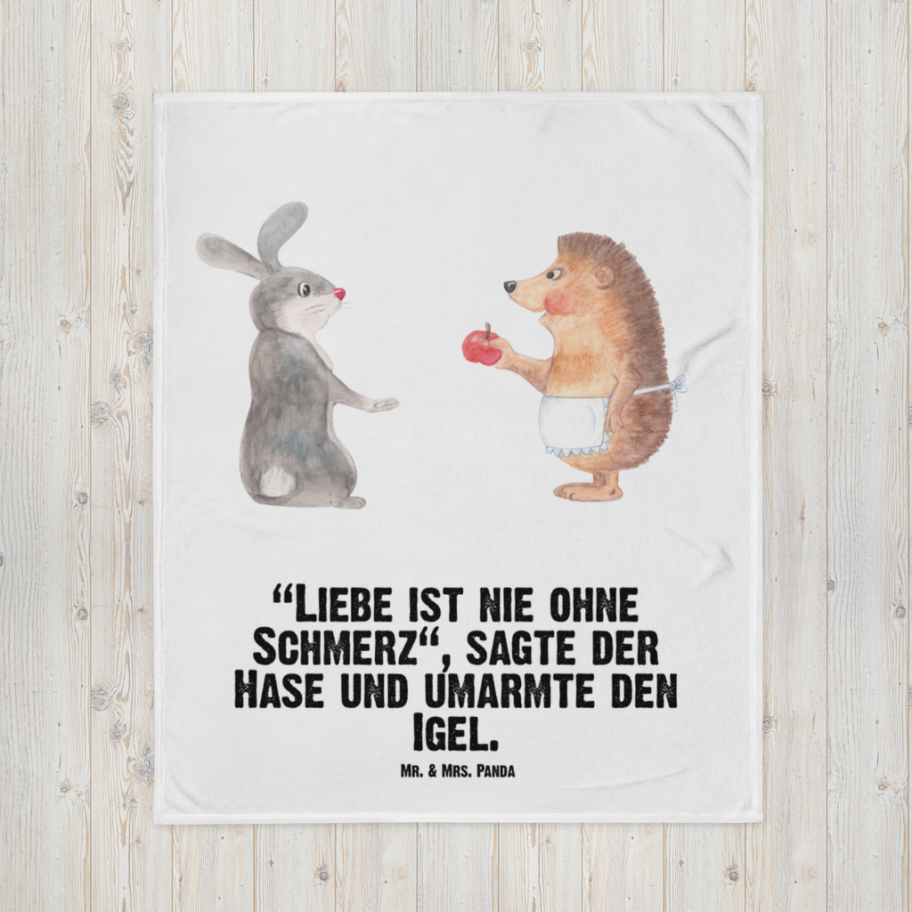 Babydecke Liebe ist nie ohne Schmerz Babydecke, Babygeschenk, Geschenk Geburt, Babyecke Kuscheldecke, Krabbeldecke, Tiermotive, Gute Laune, lustige Sprüche, Tiere, Igel und Hase, Igel, Hase, Liebe Spruch, Liebeskummer Geschenk, Herzschmerz, Trösten, Trennungsschmerz, Spruch romantisch