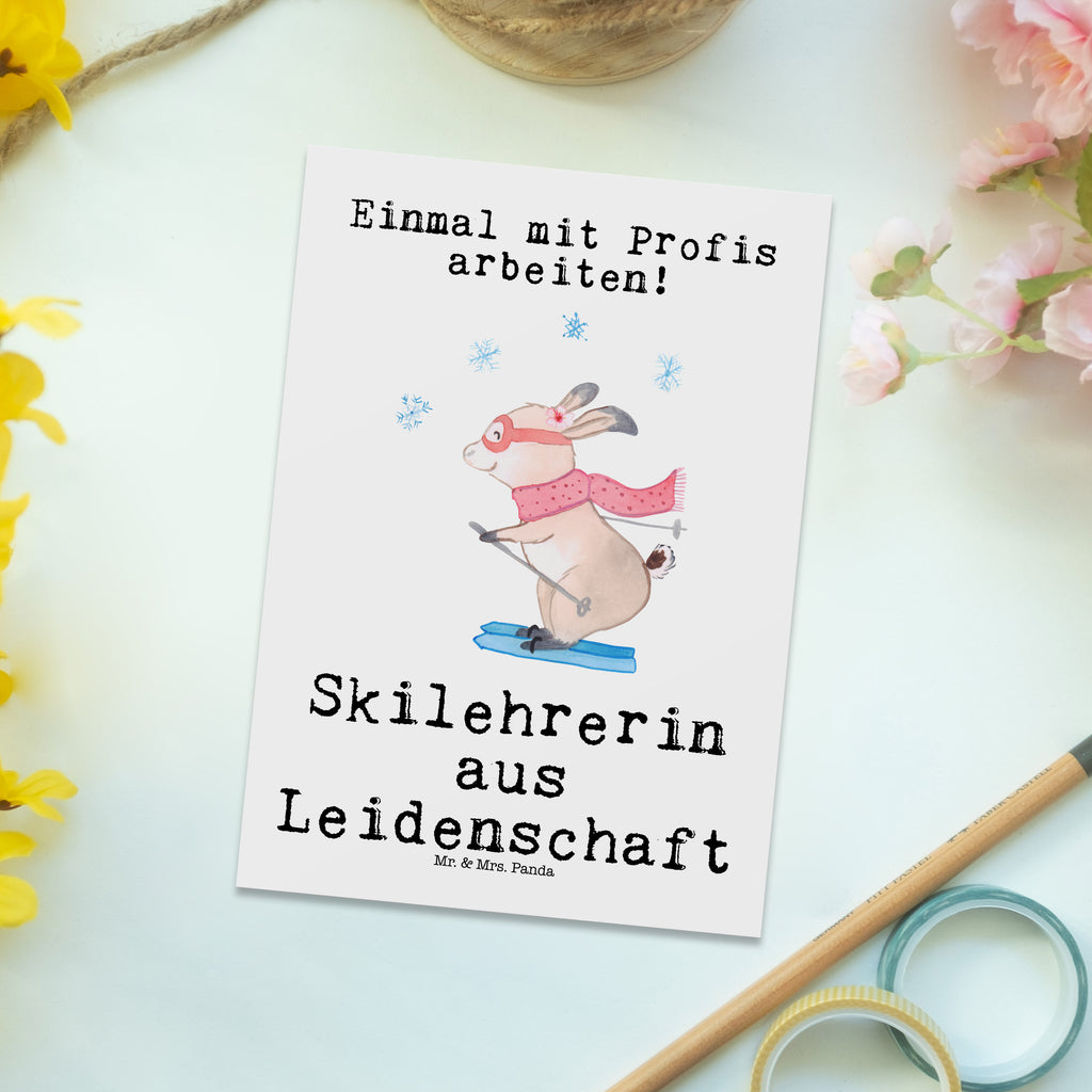 Postkarte Skilehrerin aus Leidenschaft Postkarte, Karte, Geschenkkarte, Grußkarte, Einladung, Ansichtskarte, Geburtstagskarte, Einladungskarte, Dankeskarte, Ansichtskarten, Einladung Geburtstag, Einladungskarten Geburtstag, Beruf, Ausbildung, Jubiläum, Abschied, Rente, Kollege, Kollegin, Geschenk, Schenken, Arbeitskollege, Mitarbeiter, Firma, Danke, Dankeschön