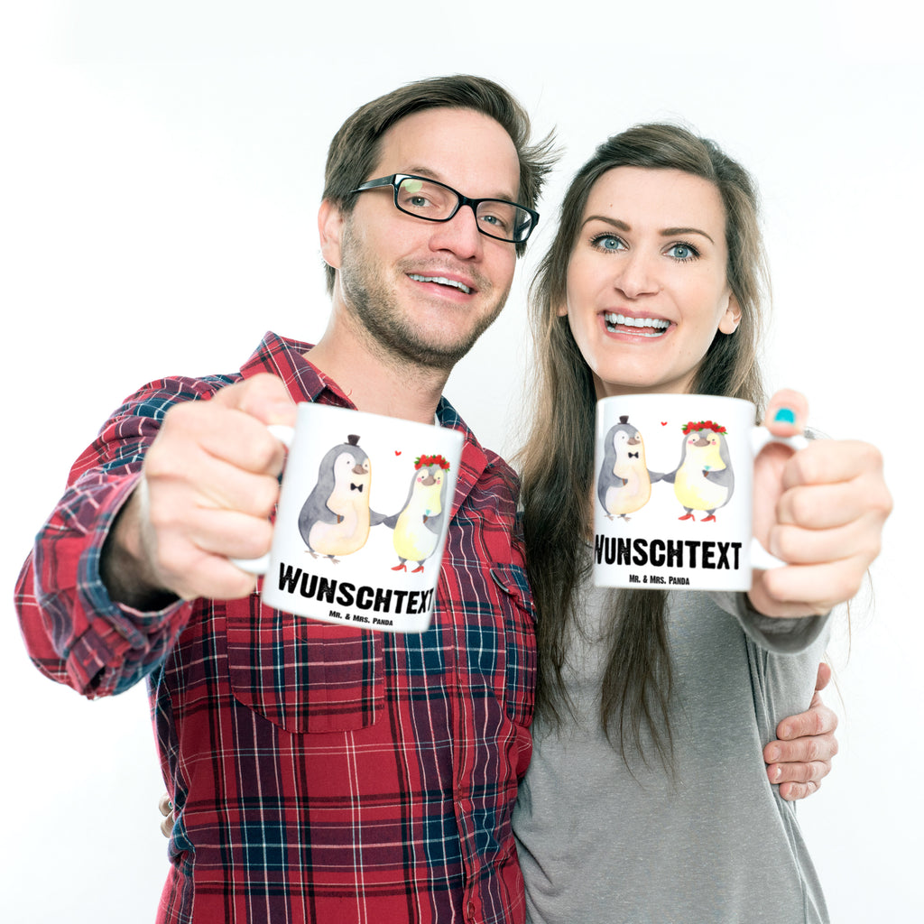 Personalisierte Tasse Hochzeitspaar Pinguin Personalisierte Tasse, Namenstasse, Wunschname, Personalisiert, Tasse, Namen, Drucken, Tasse mit Namen, Hochzeit, Hochzeitsgeschenk, Ehe, Hochzeitsfeier, Trauung, Trauungsgeschenk, Hochzeitskarte, Verlobungsfeier, Verlobungsgeschenk, Hochzeitsgeschenkideen, Hochzeitsgeschenke für Brautpaar, Pinguin, Pinguine, Hochzeitstag, geschenkidee Hochzeit, Gastgeschenk