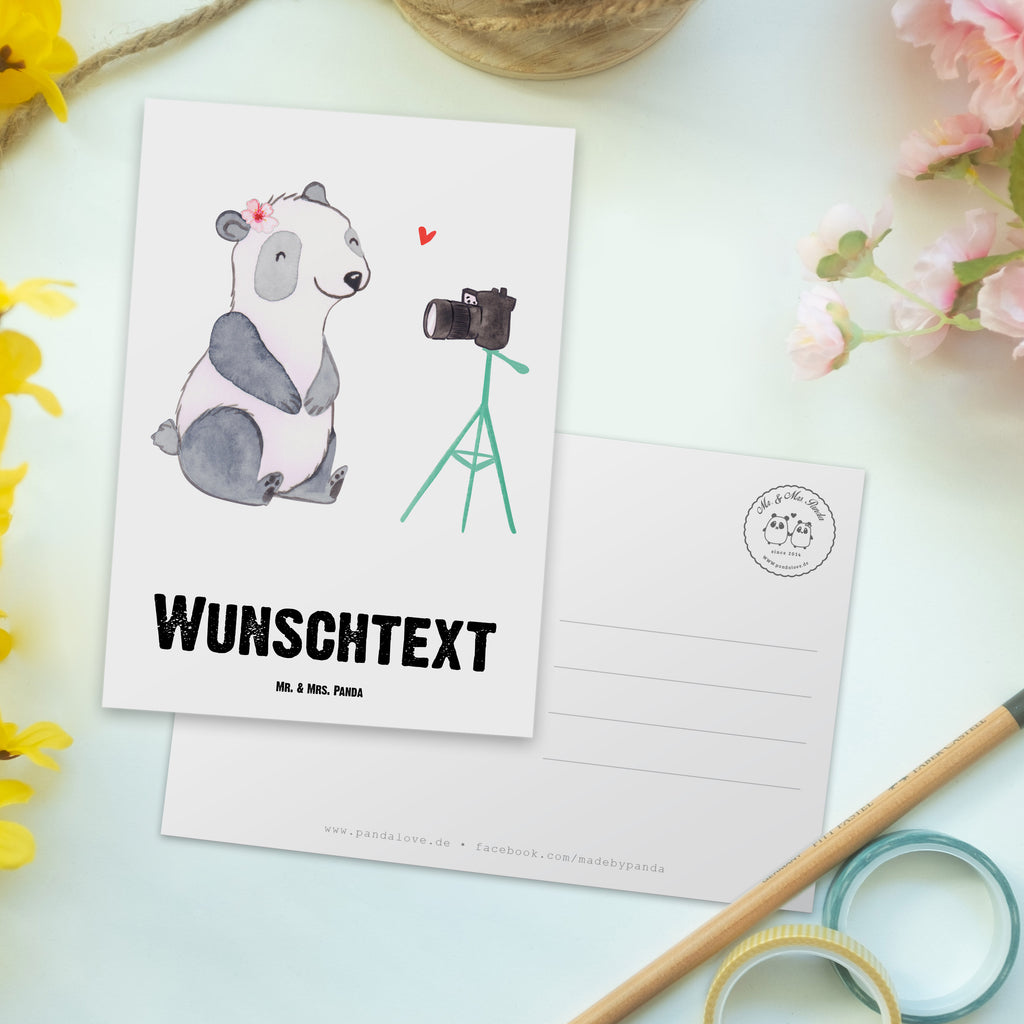 Personalisierte Postkarte Vloggerin mit Herz Postkarte mit Namen, Postkarte bedrucken, Postkarte mit Wunschtext, Postkarte personalisierbar, Geschenkkarte mit Namen, Grußkarte mit Namen, Karte mit Namen, Einladung mit Namen, Ansichtskarte mit Namen, Geschenkkarte mit Wunschtext, Grußkarte mit Wunschtext, Karte mit Wunschtext, Einladung mit Wunschtext, Ansichtskarte mit Wunschtext, Beruf, Ausbildung, Jubiläum, Abschied, Rente, Kollege, Kollegin, Geschenk, Schenken, Arbeitskollege, Mitarbeiter, Firma, Danke, Dankeschön