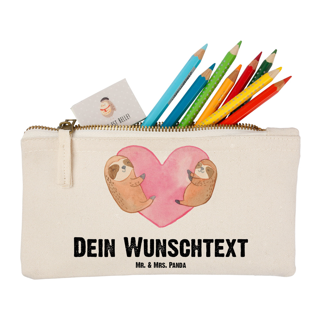 Personalisierte Schminktasche Faultiere Herz Personalisierte Schminktasche, Personalisierte Kosmetiktasche, Personalisierter Kosmetikbeutel, Personalisiertes Stiftemäppchen, Personalisiertes Etui, Personalisierte Federmappe, Personalisierte Makeup Bag, Personalisiertes Schminketui, Personalisiertes Kosmetiketui, Personalisiertes Schlamperetui, Schminktasche mit Namen, Kosmetiktasche mit Namen, Kosmetikbeutel mit Namen, Stiftemäppchen mit Namen, Etui mit Namen, Federmappe mit Namen, Makeup Bg mit Namen, Schminketui mit Namen, Kosmetiketui mit Namen, Schlamperetui mit Namen, Schminktasche personalisieren, Schminktasche bedrucken, Schminktasche selbst gestalten, Liebe, Partner, Freund, Freundin, Ehemann, Ehefrau, Heiraten, Verlobung, Heiratsantrag, Liebesgeschenk, Jahrestag, Hocheitstag, Valentinstag, Geschenk für Frauen, Hochzeitstag, Mitbringsel, Geschenk für Freundin, Geschenk für Partner, Liebesbeweis, für Männer, für Ehemann