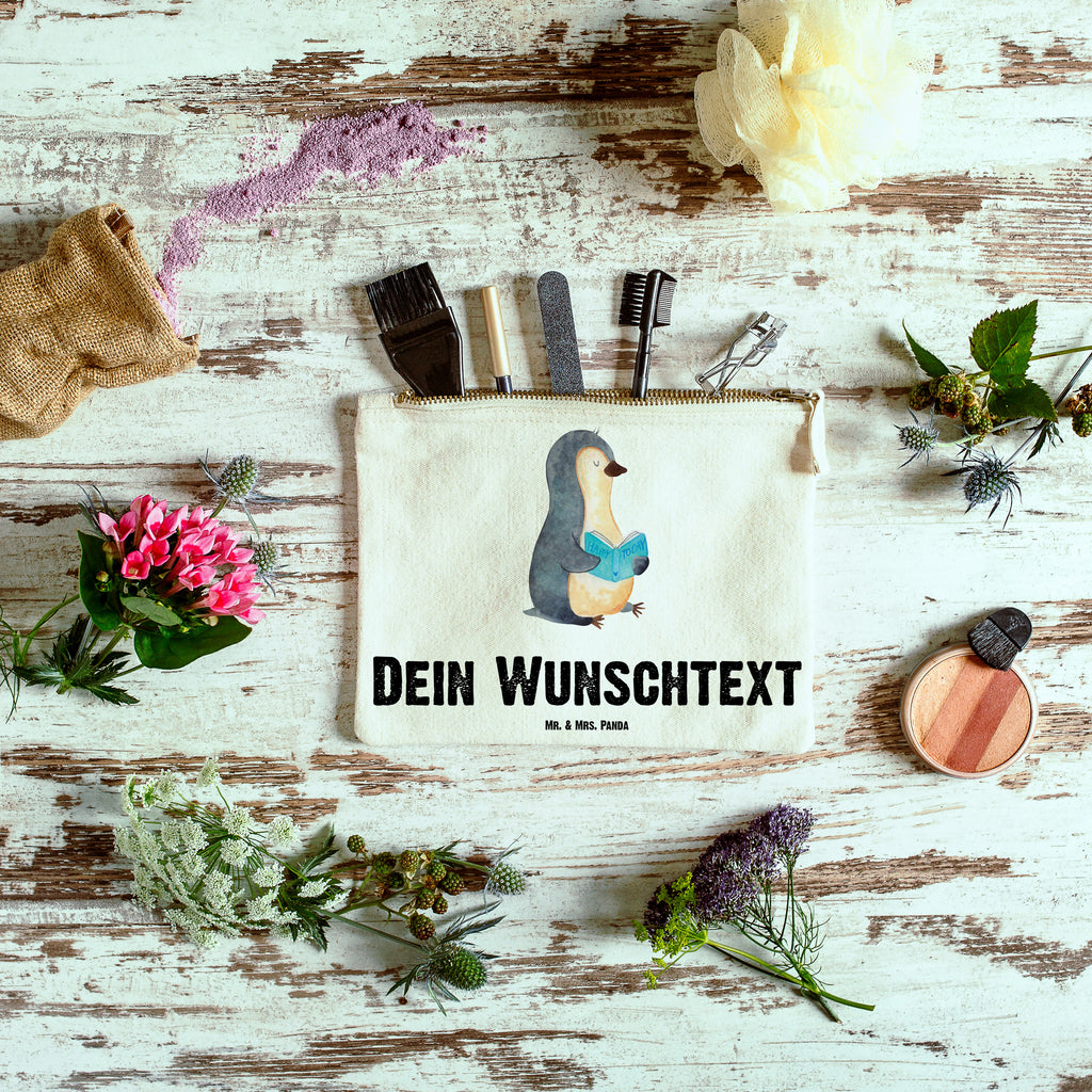 Personalisierte Schminktasche Pinguin Buch Personalisierte Schminktasche, Personalisierte Kosmetiktasche, Personalisierter Kosmetikbeutel, Personalisiertes Stiftemäppchen, Personalisiertes Etui, Personalisierte Federmappe, Personalisierte Makeup Bag, Personalisiertes Schminketui, Personalisiertes Kosmetiketui, Personalisiertes Schlamperetui, Schminktasche mit Namen, Kosmetiktasche mit Namen, Kosmetikbeutel mit Namen, Stiftemäppchen mit Namen, Etui mit Namen, Federmappe mit Namen, Makeup Bg mit Namen, Schminketui mit Namen, Kosmetiketui mit Namen, Schlamperetui mit Namen, Schminktasche personalisieren, Schminktasche bedrucken, Schminktasche selbst gestalten, Pinguin, Pinguine, Buch, Lesen, Bücherwurm, Nichtstun, Faulenzen, Ferien, Urlaub, Freizeit