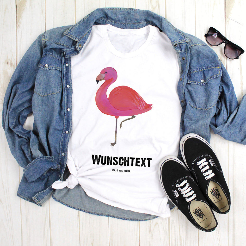 Personalisiertes T-Shirt Flamingo classic T-Shirt Personalisiert, T-Shirt mit Namen, T-Shirt mit Aufruck, Männer, Frauen, Flamingo, Einzigartig, Selbstliebe, Stolz, ich, für mich, Spruch, Freundin, Freundinnen, Außenseiter, Sohn, Tochter, Geschwister