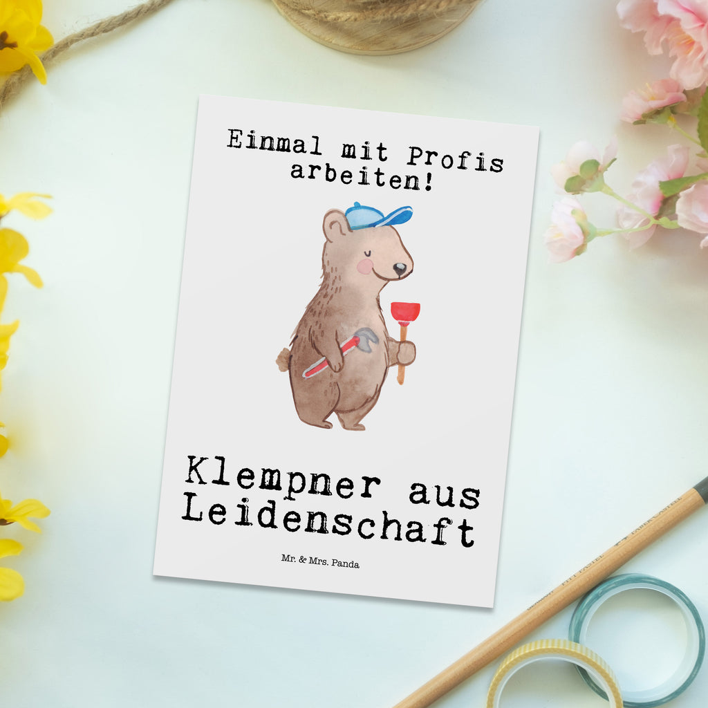 Postkarte Klempner aus Leidenschaft Postkarte, Karte, Geschenkkarte, Grußkarte, Einladung, Ansichtskarte, Geburtstagskarte, Einladungskarte, Dankeskarte, Ansichtskarten, Einladung Geburtstag, Einladungskarten Geburtstag, Beruf, Ausbildung, Jubiläum, Abschied, Rente, Kollege, Kollegin, Geschenk, Schenken, Arbeitskollege, Mitarbeiter, Firma, Danke, Dankeschön, Klempner, Handwerker, Installateur, Meister, Gesellenprüfung, Fachbetrieb, Bauklempner, Sanitärinstallationen